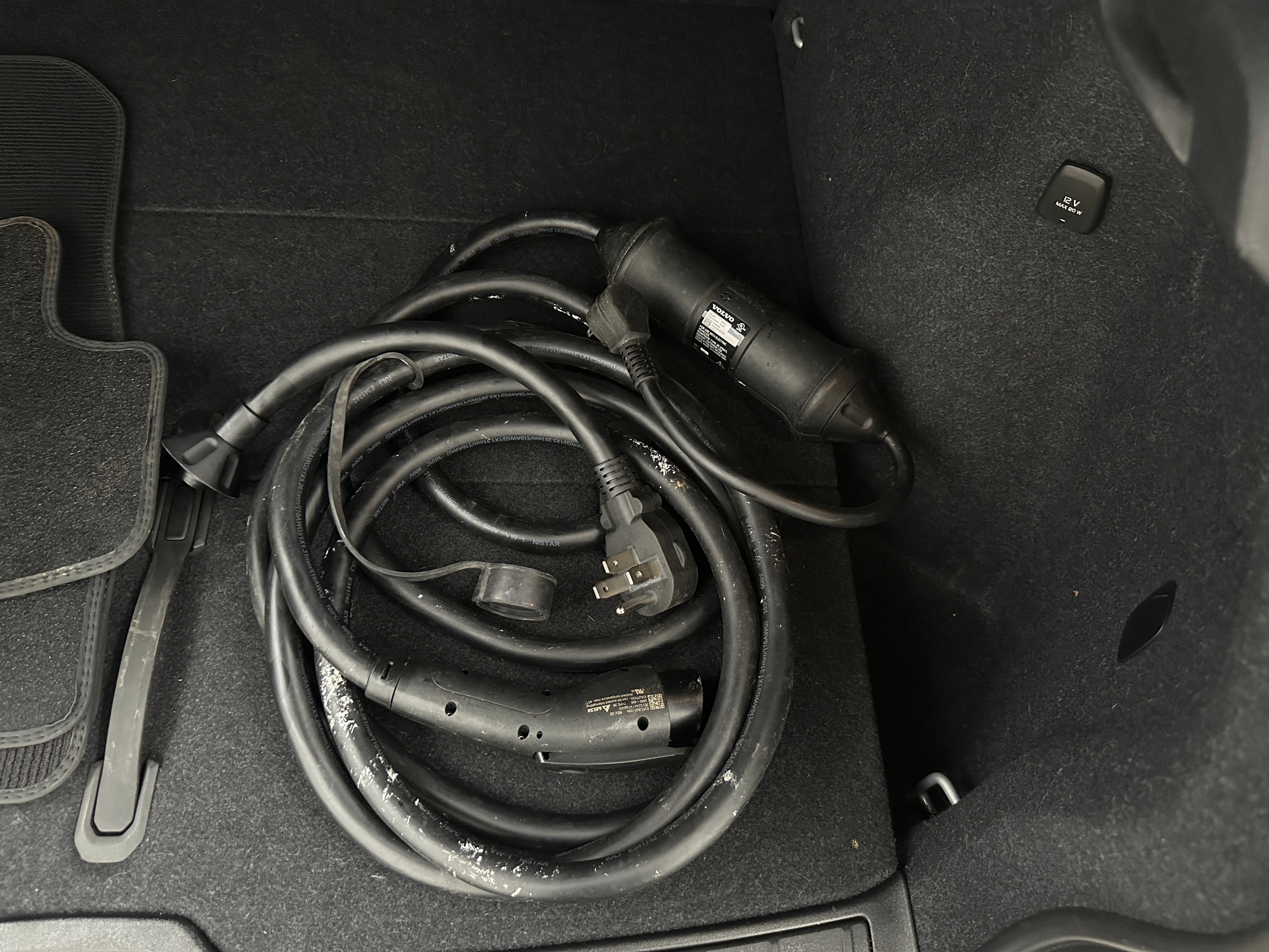 Used 2023 Volvo XC40 Plus with VIN YV4ED3UL1P2037442 for sale in Auburn, WA