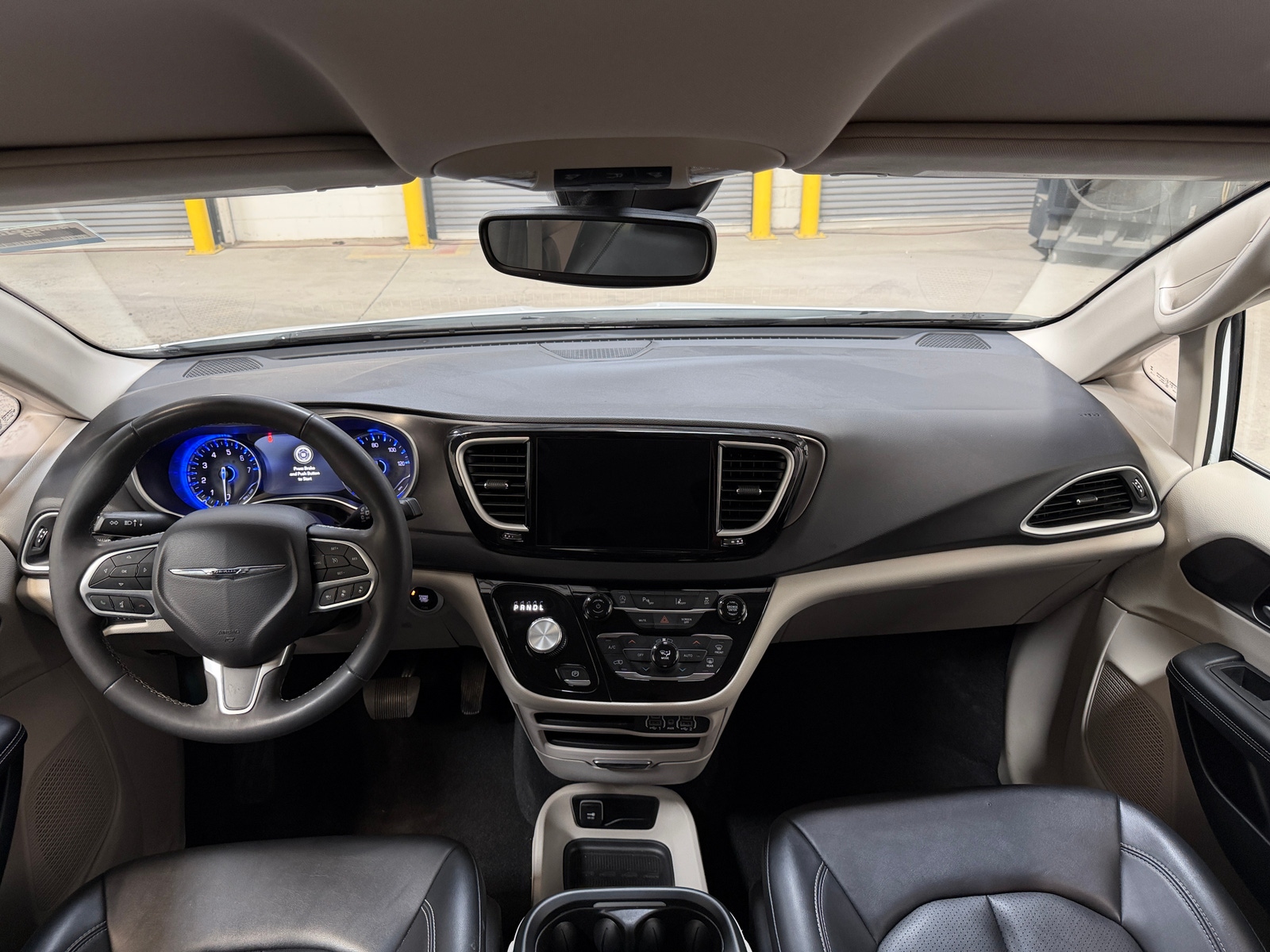 Thumbnail: 2024 Chrysler Pacifica - 2