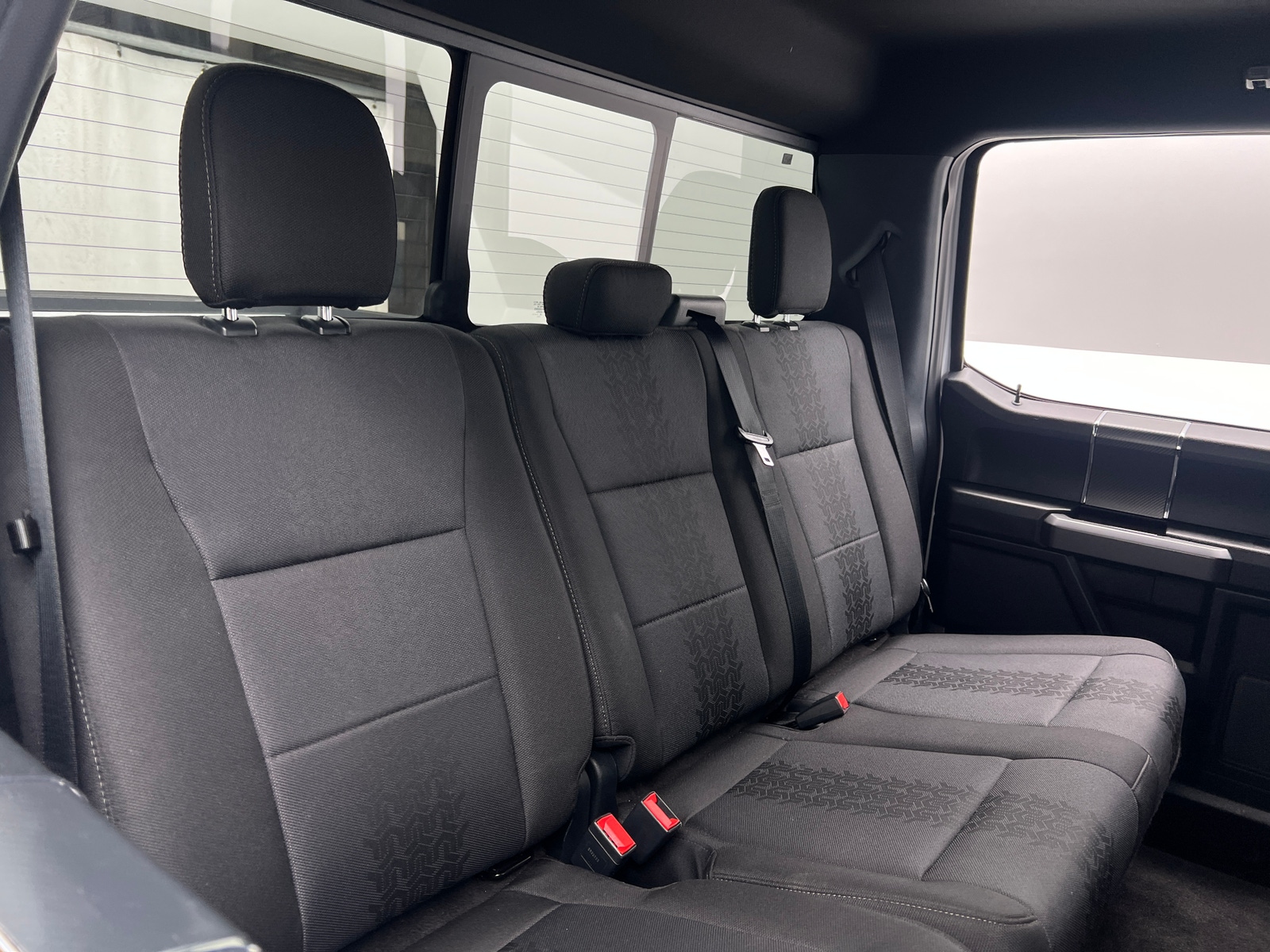Thumbnail: 2020 Ford Econoline - 6