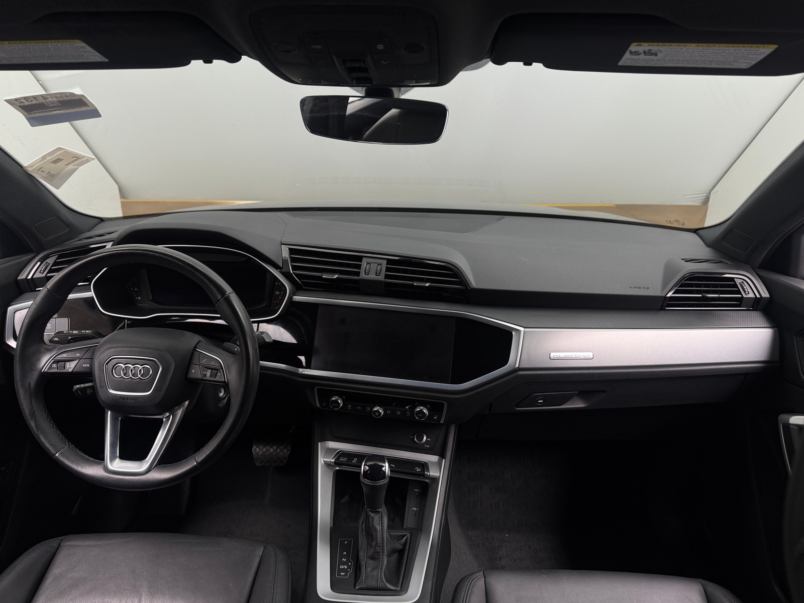 Thumbnail: 2022 Audi Q3 - 2