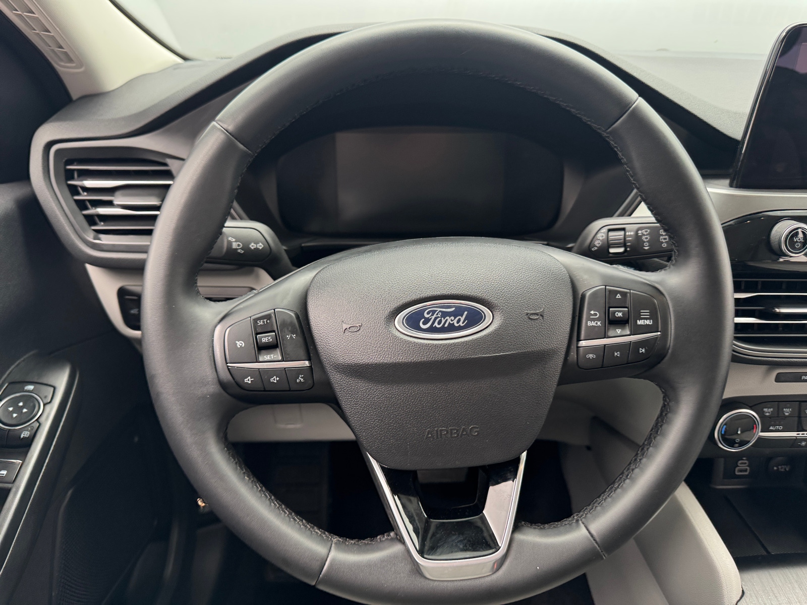 Thumbnail: 2024 Ford Escape - 5