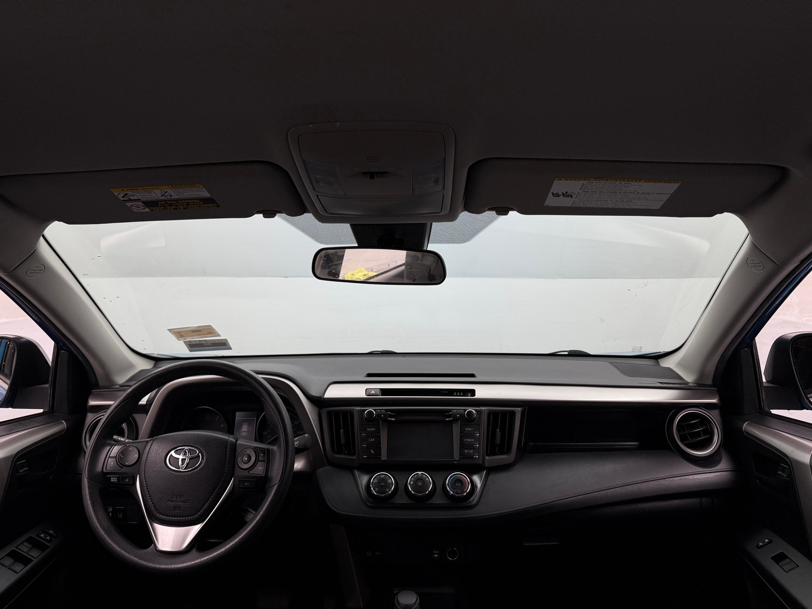 Thumbnail: 2018 Toyota RAV4 - 3