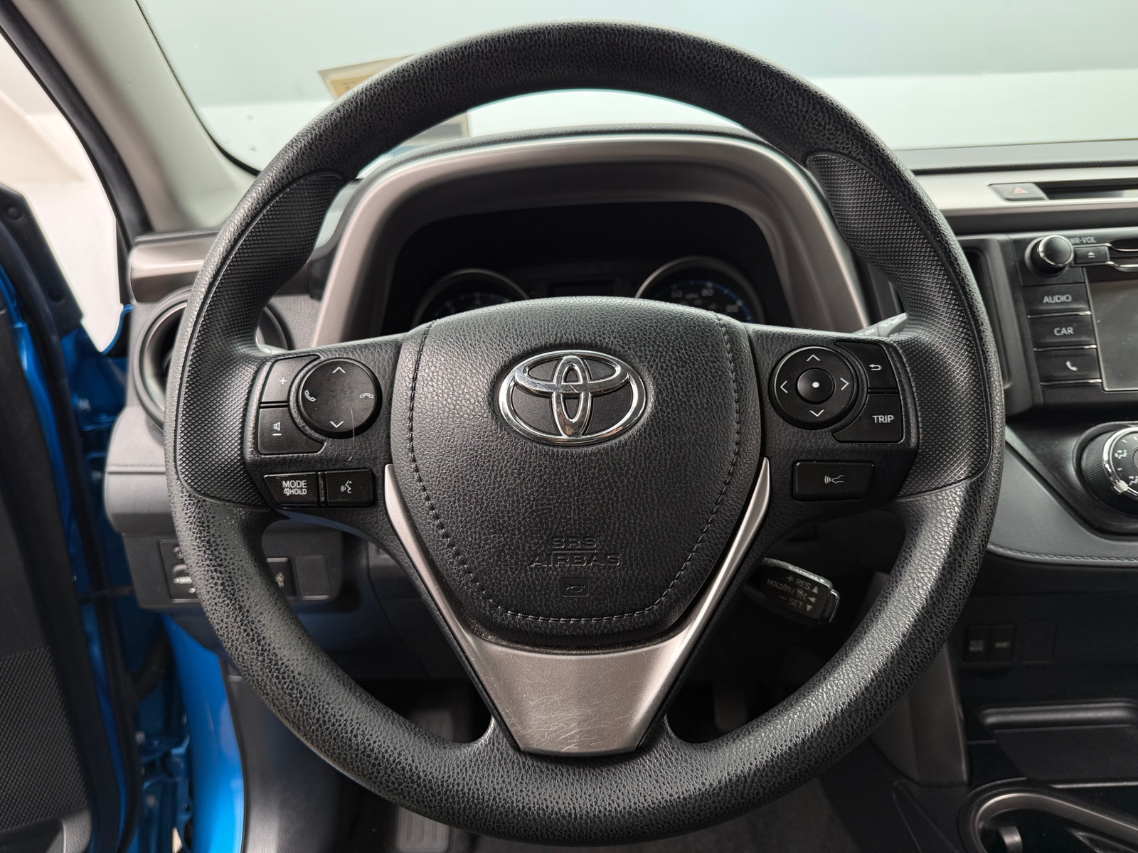 Thumbnail: 2018 Toyota RAV4 - 5