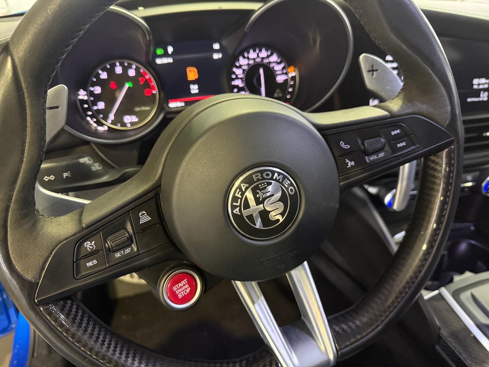 Thumbnail: 2018 Alfa Romeo Giulia - 4
