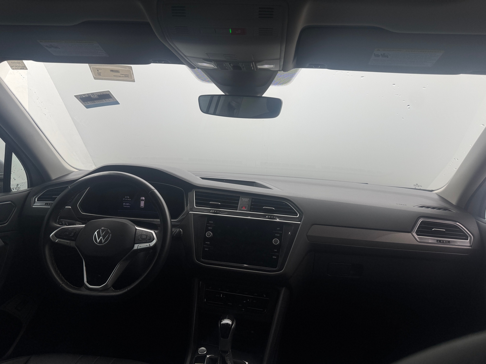 Thumbnail: 2024 Volkswagen Tiguan - 2