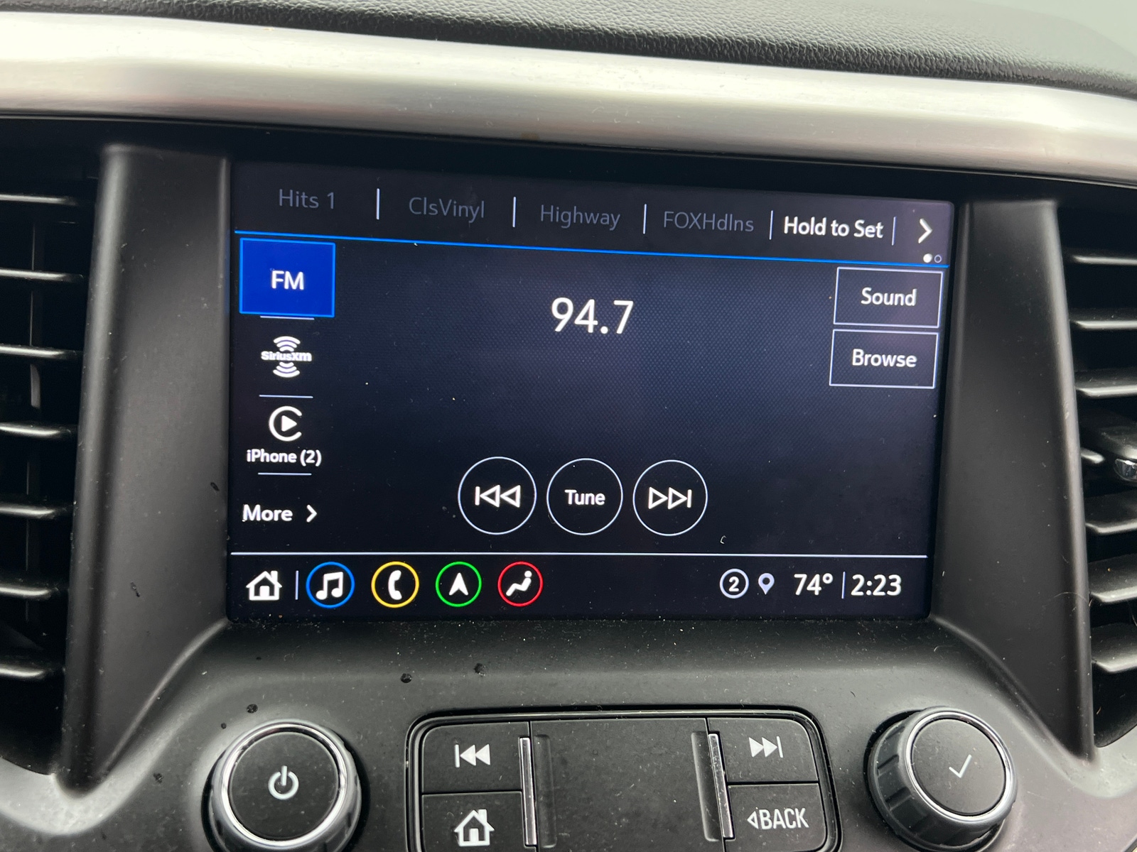 Thumbnail: 2023 GMC Acadia - 4