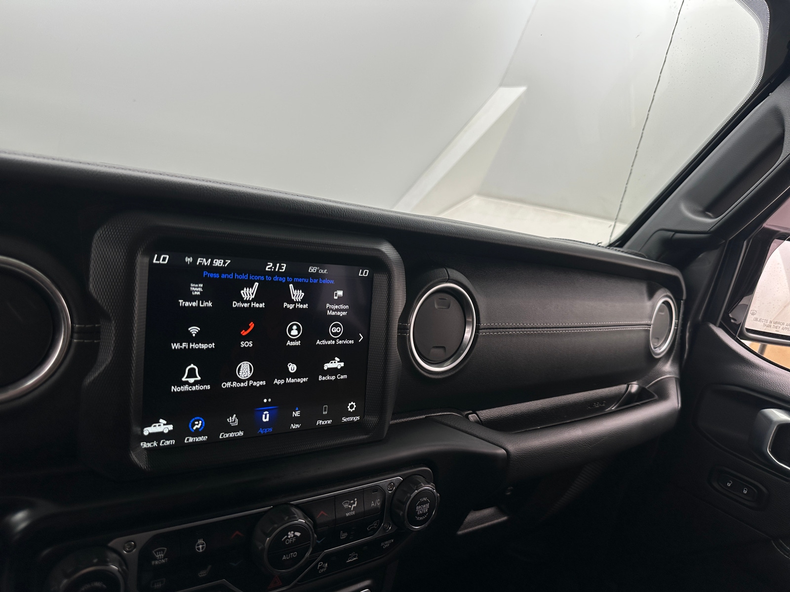 Thumbnail: 2021 Jeep Gladiator - 3