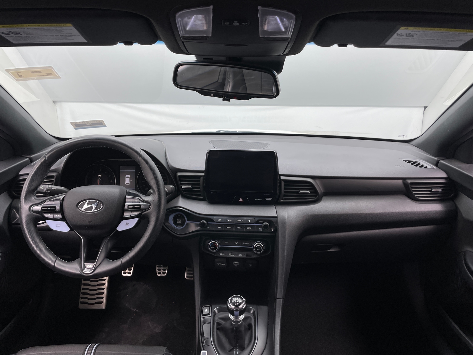Thumbnail: 2022 Hyundai Veloster - 2