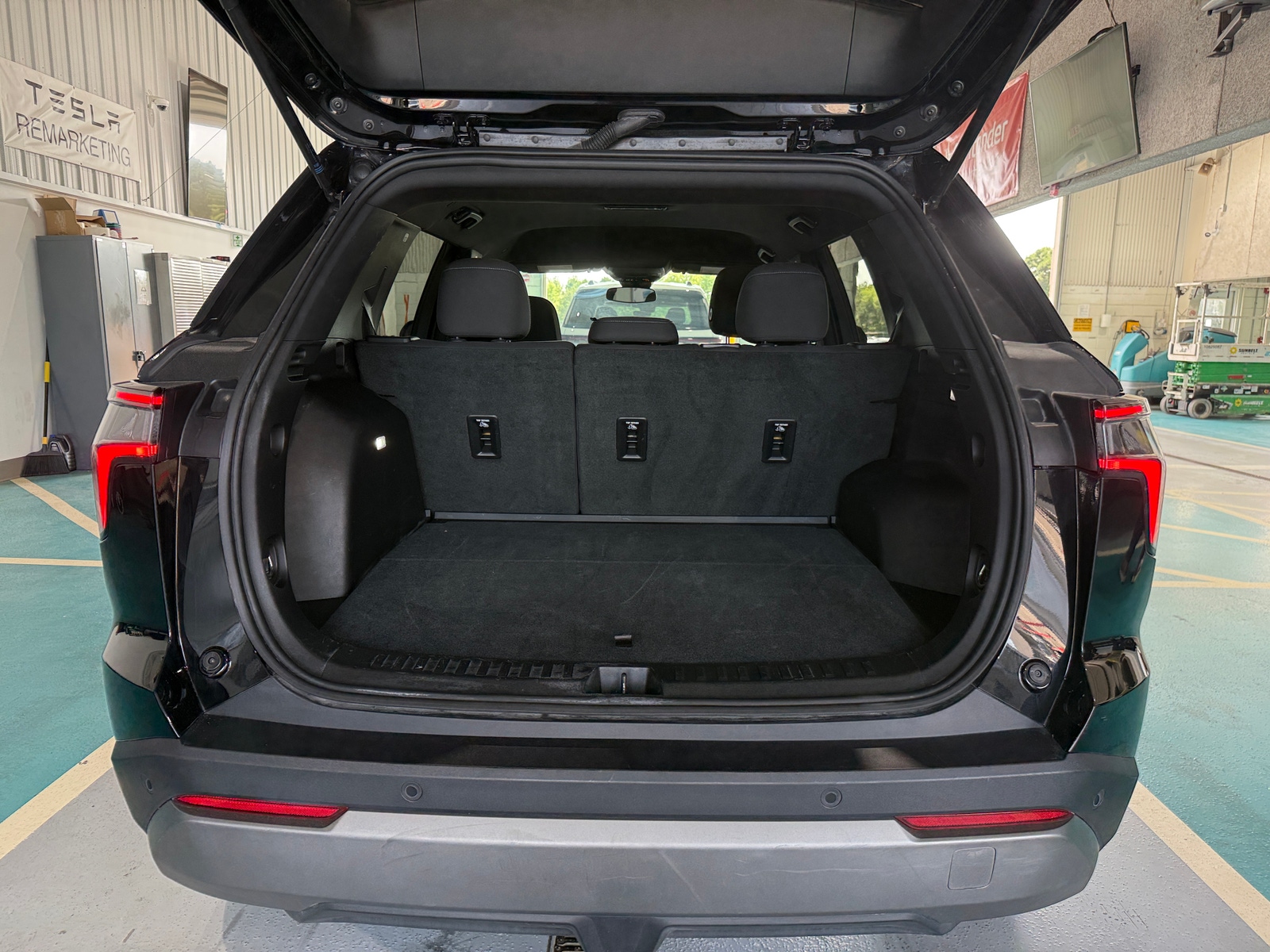 Thumbnail: 2025 Chevrolet Equinox - 7