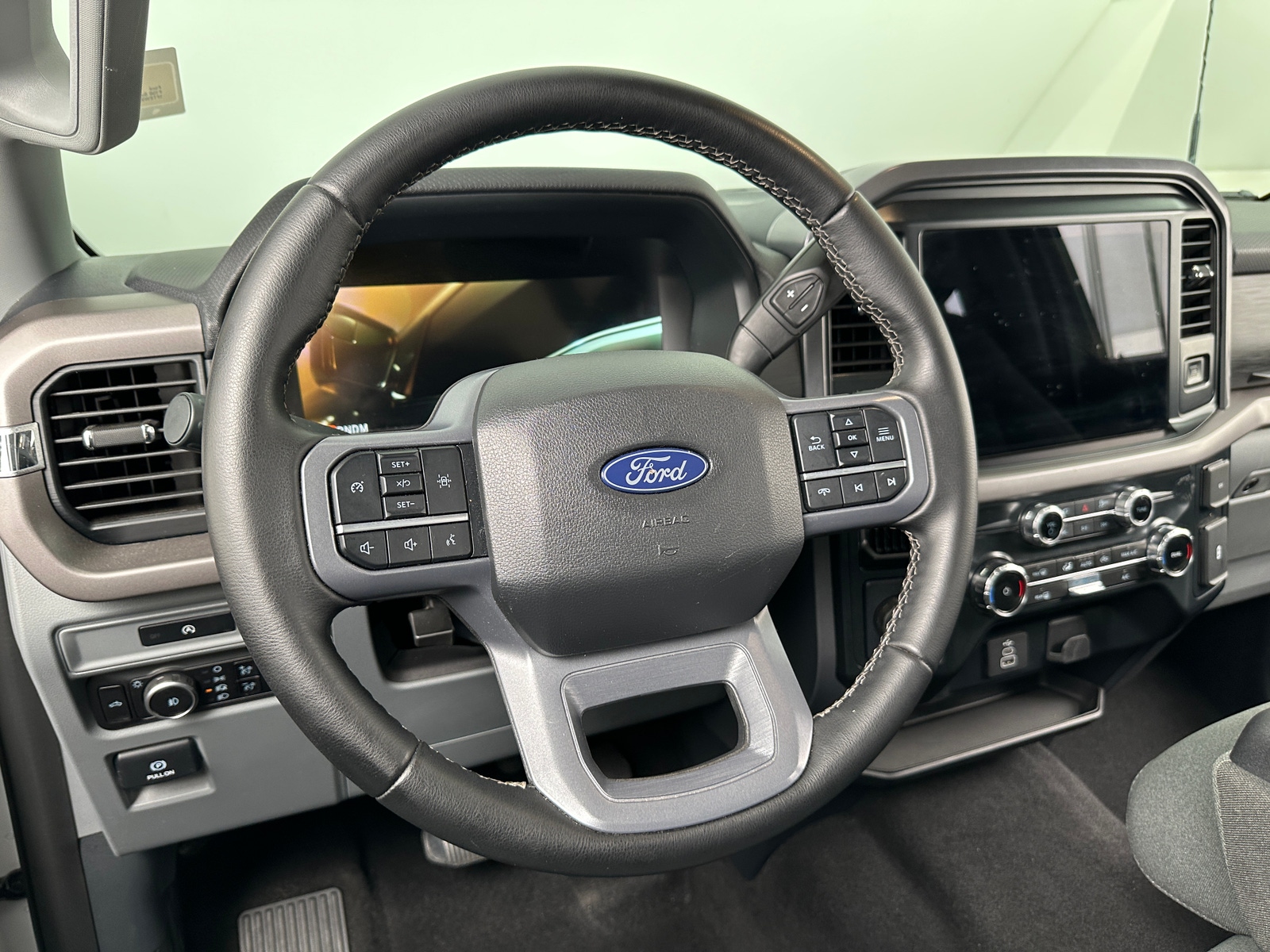 Thumbnail: 2025 Ford Econoline - 5