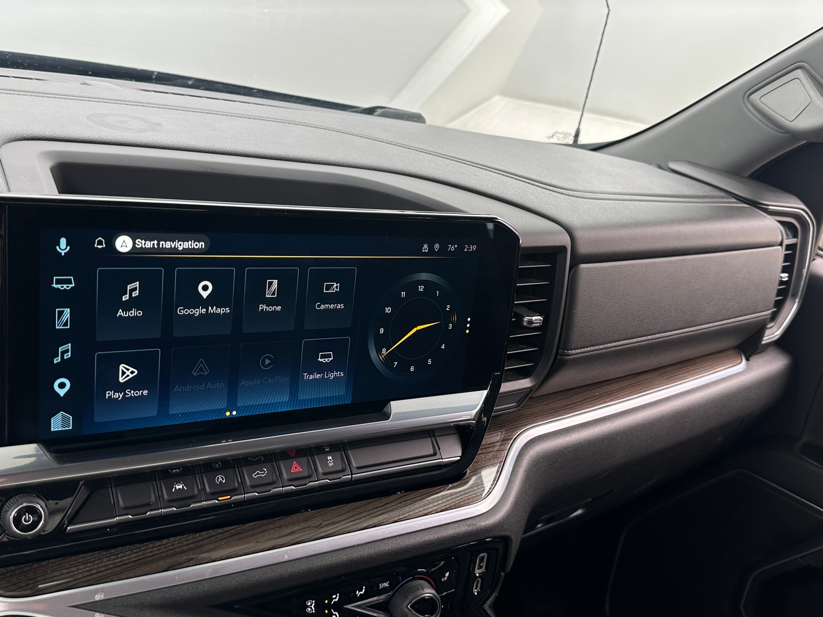 Thumbnail: 2022 Chevrolet Silverado 1500 - 4