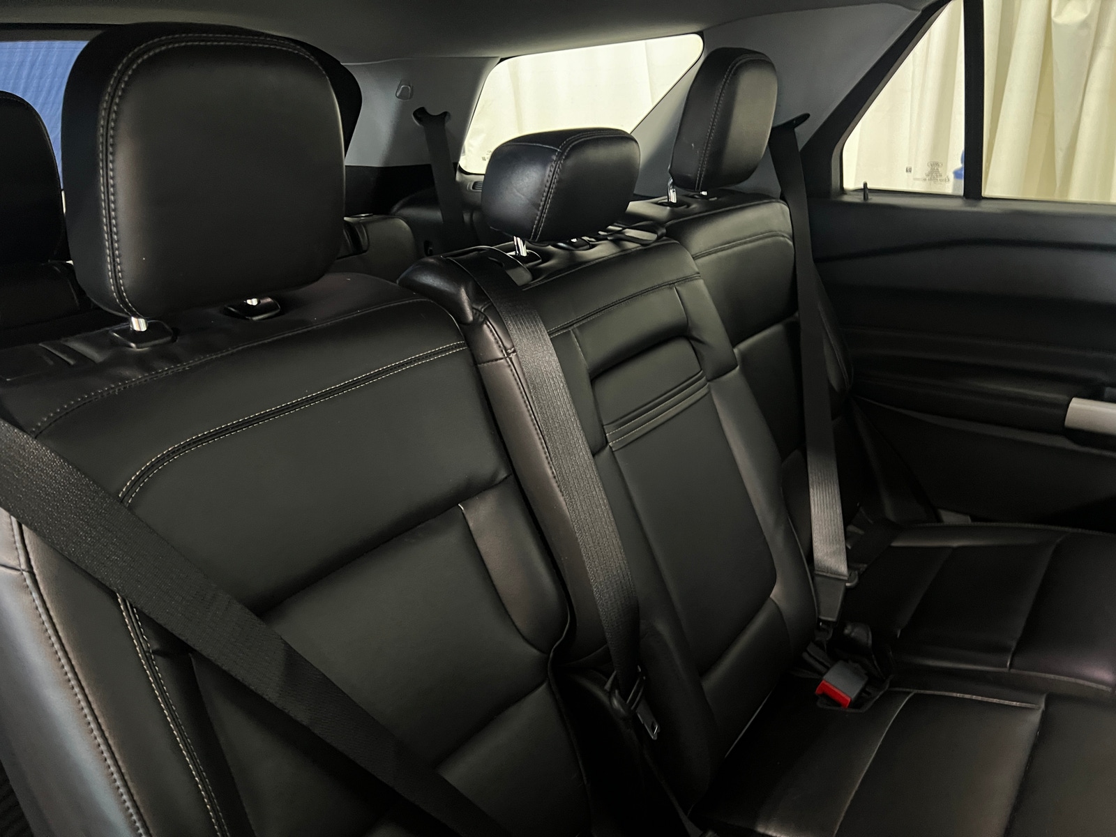 Thumbnail: 2021 Ford Explorer - 5