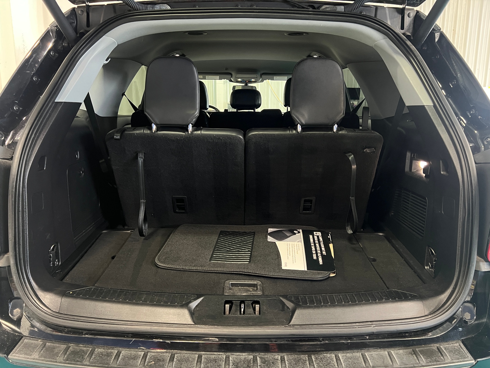 Thumbnail: 2021 Ford Explorer - 6