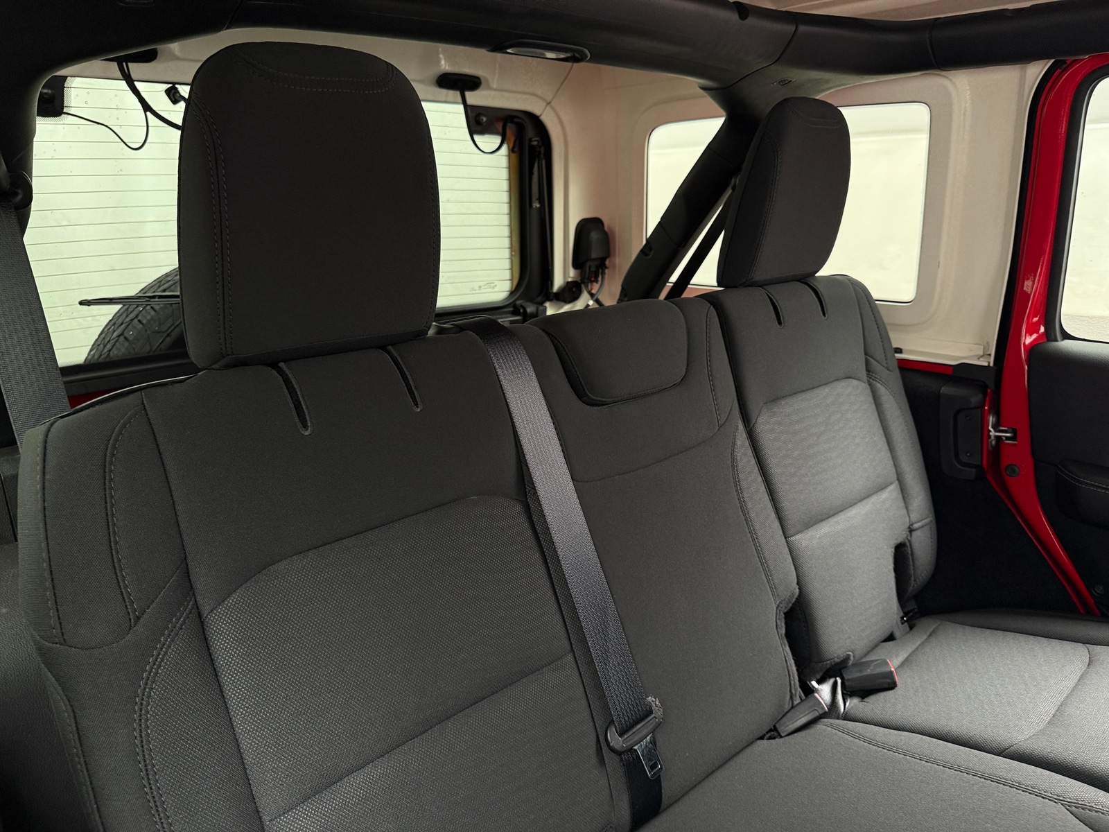 Thumbnail: 2019 Jeep Wrangler - 6