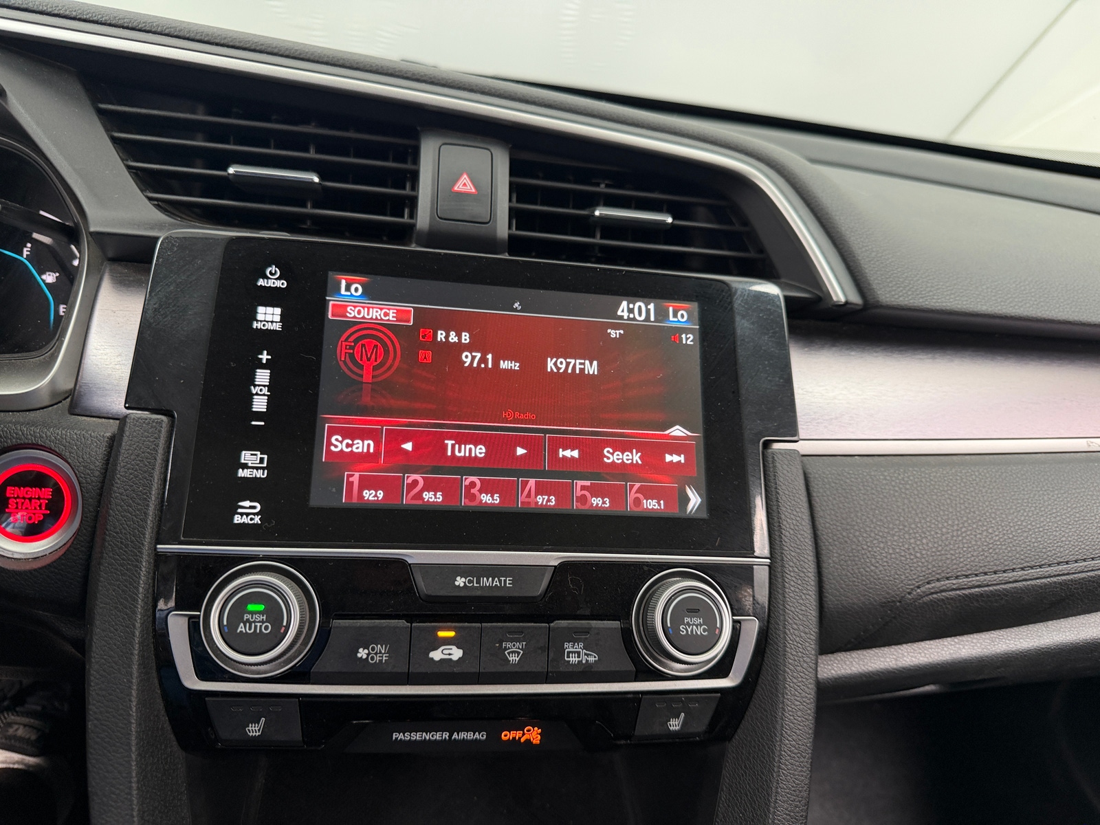 Thumbnail: 2016 Honda Civic - 4