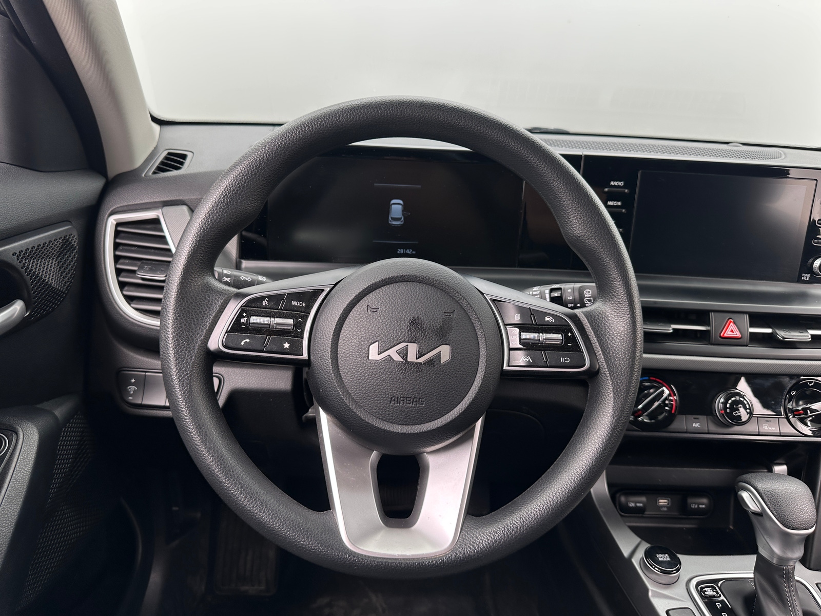 Thumbnail: 2024 Kia Seltos - 5