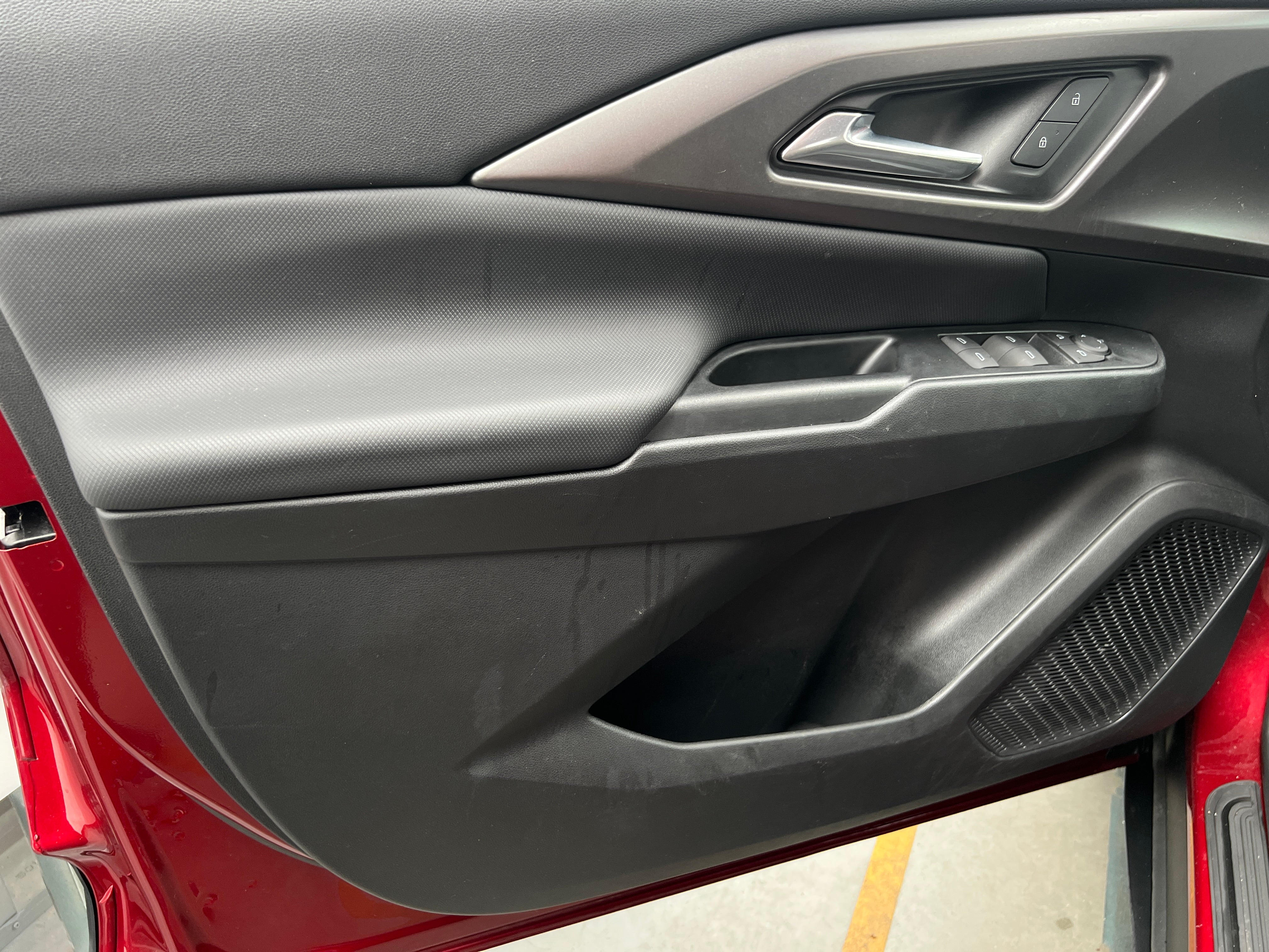2025 Chevrolet Equinox EV 1LT - Photo 3