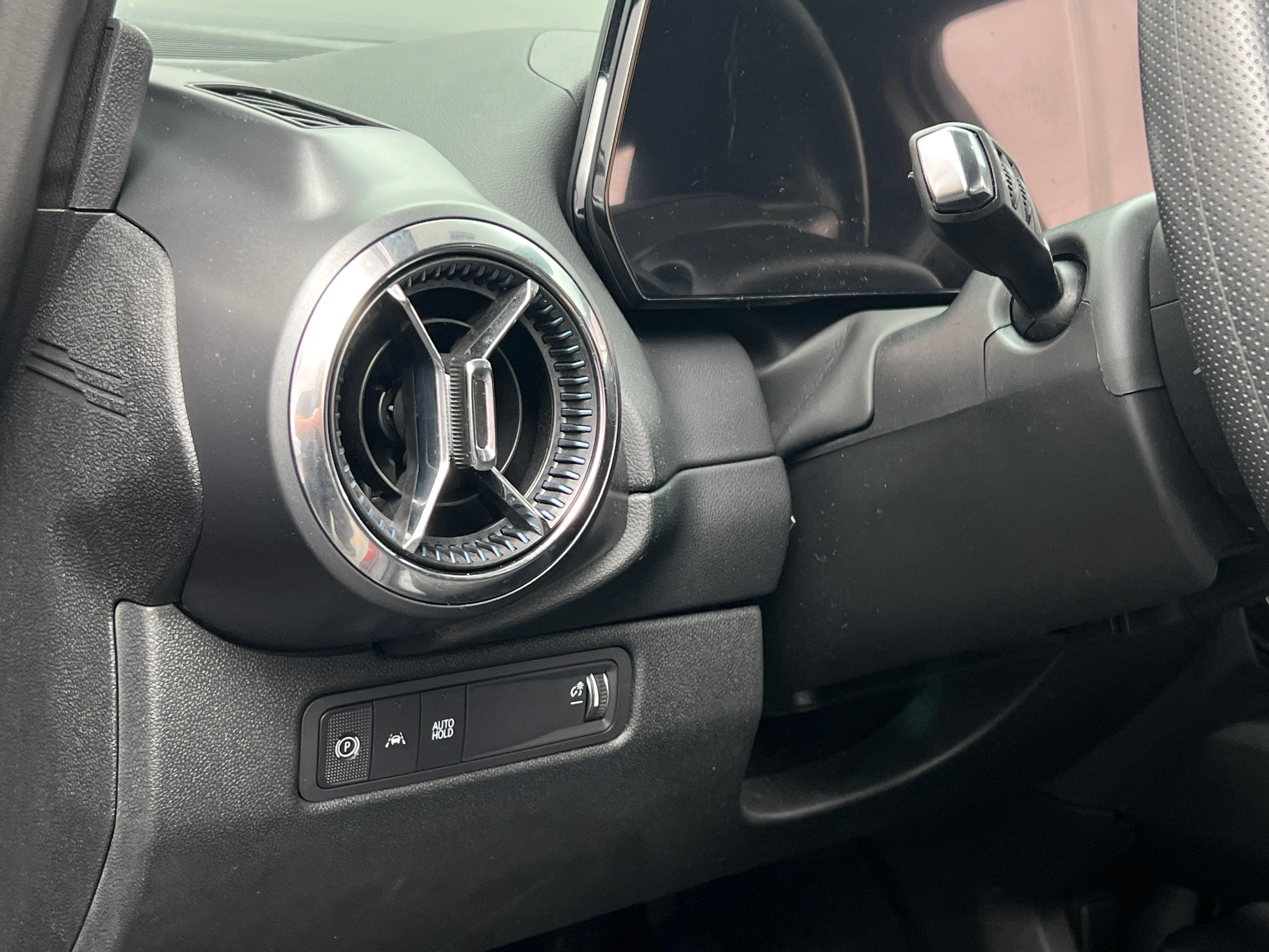 2025 Chevrolet Equinox EV 1LT - Photo 11