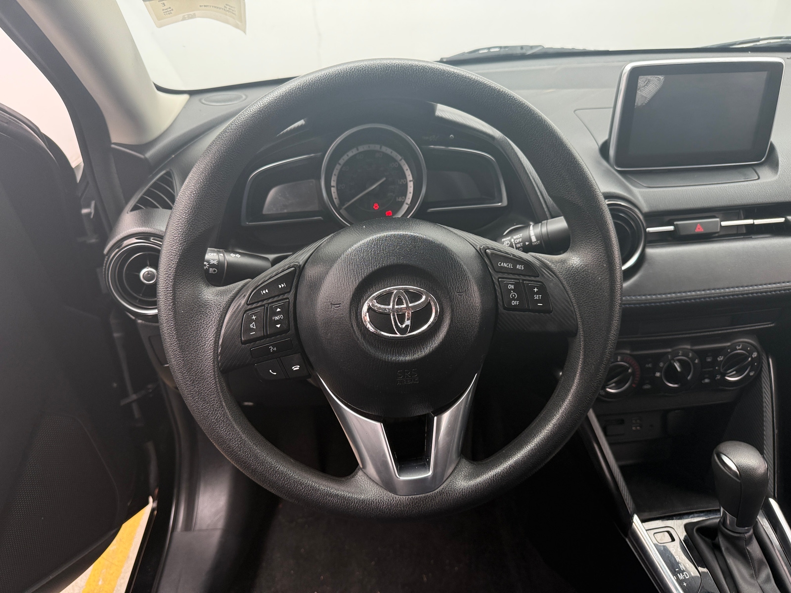 Thumbnail: 2017 Toyota Yaris iA - 5