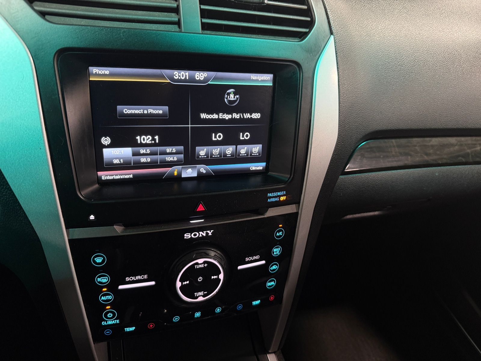 Thumbnail: 2014 Ford Explorer - 3
