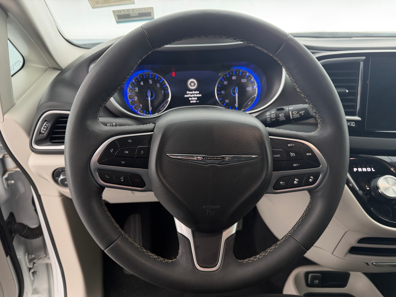 Thumbnail: 2024 Chrysler Pacifica - 4