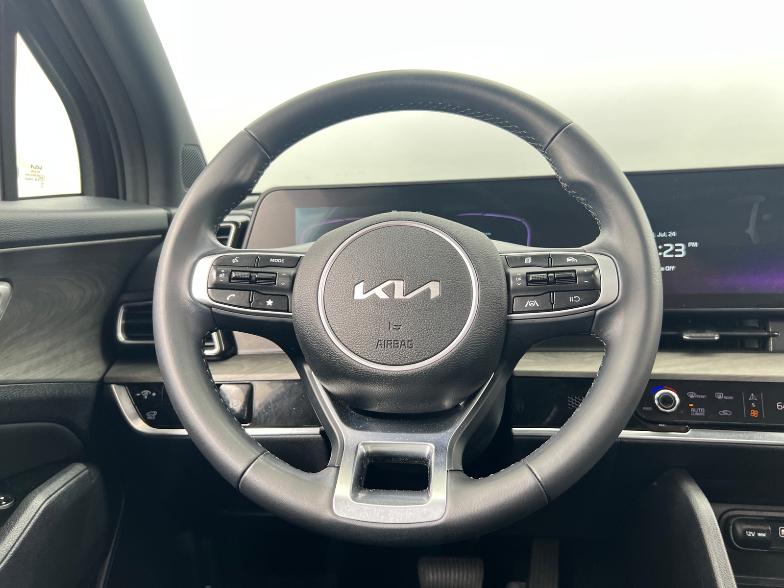 Thumbnail: 2025 Kia Sportage - 4