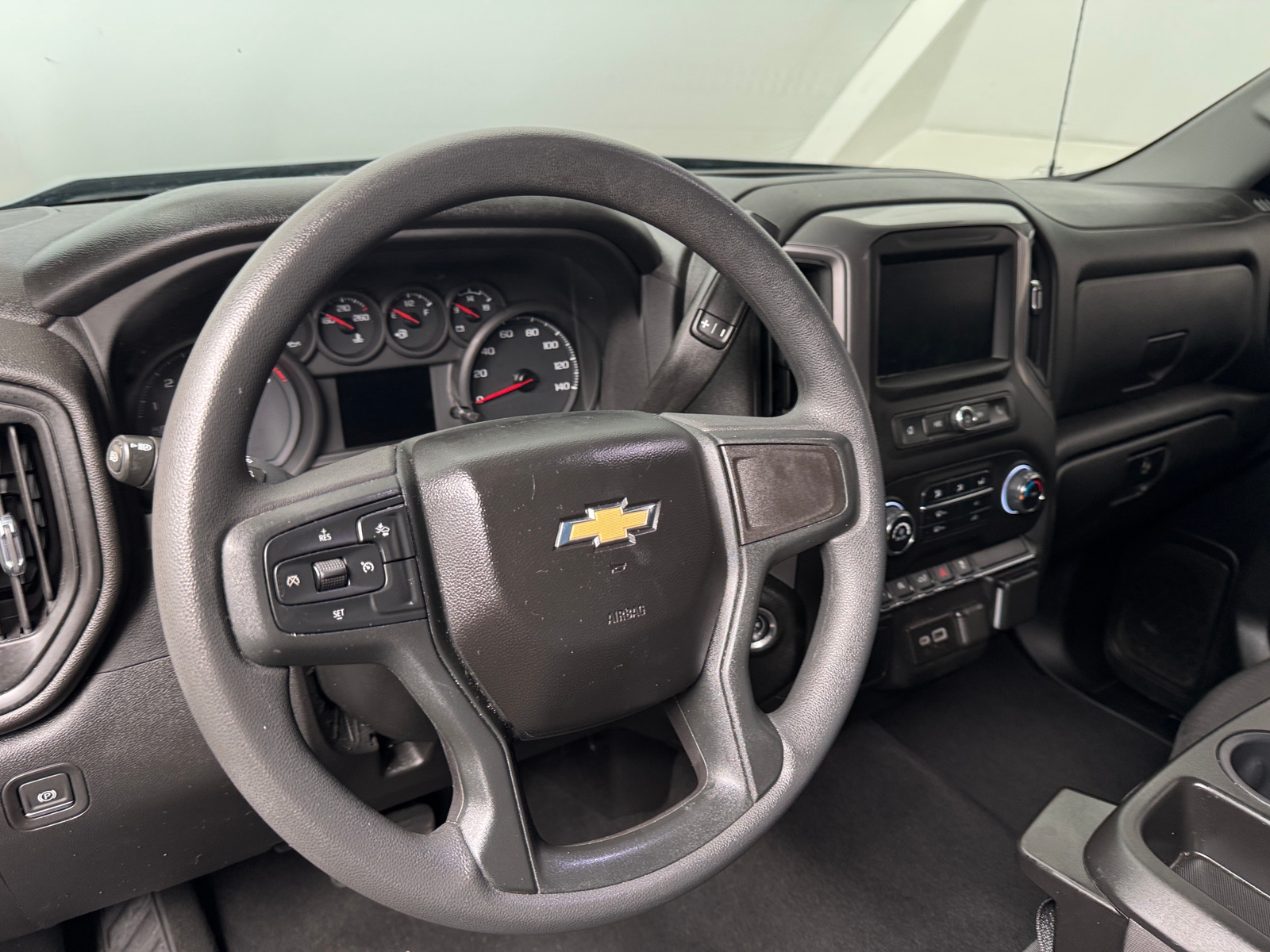 Thumbnail: 2024 Chevrolet Silverado 1500 - 5