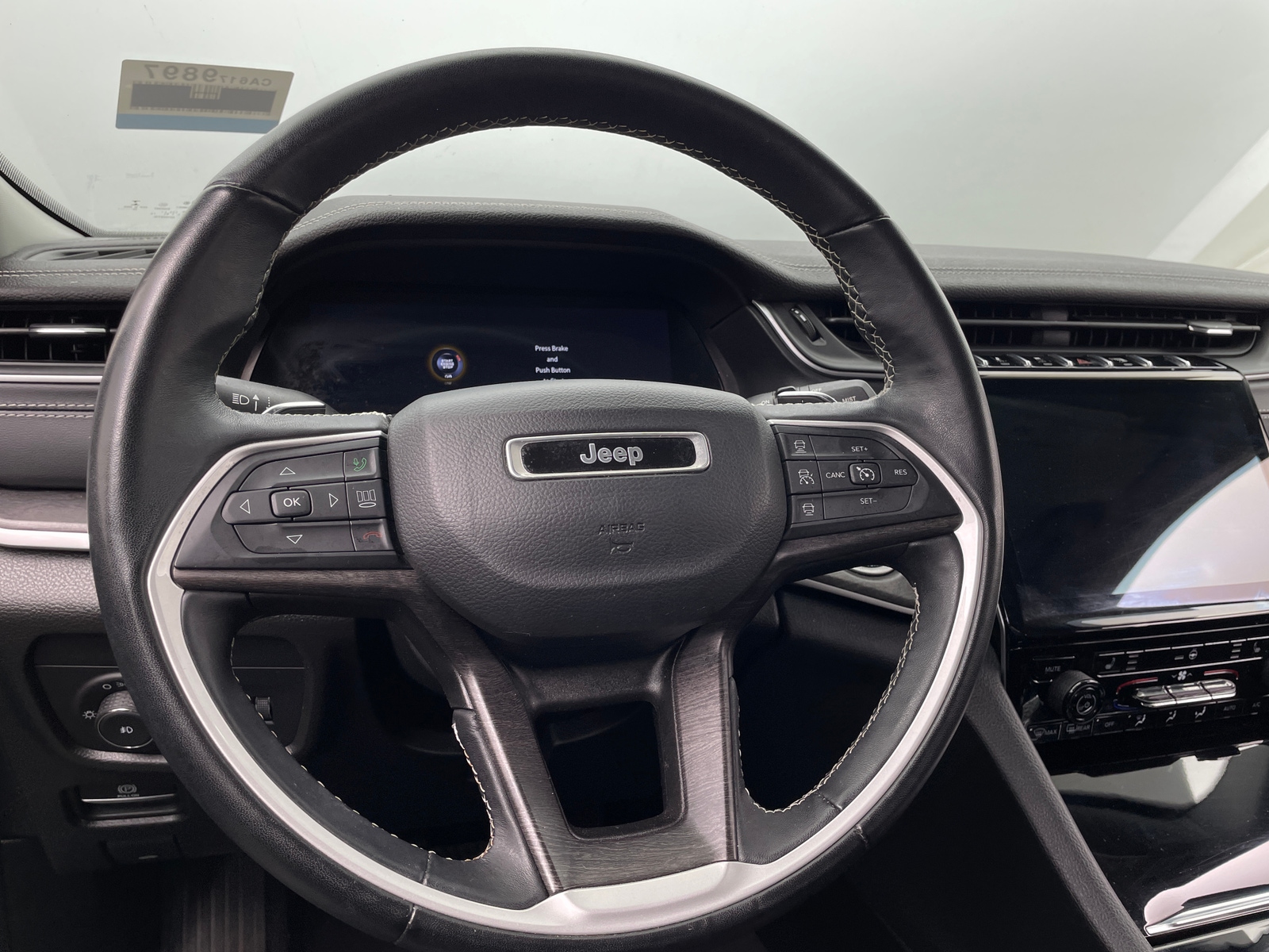 Thumbnail: 2022 Jeep Grand Cherokee L - 4