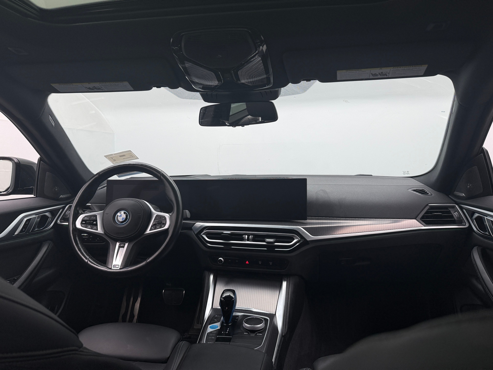 Thumbnail: 2022 BMW i4 - 2