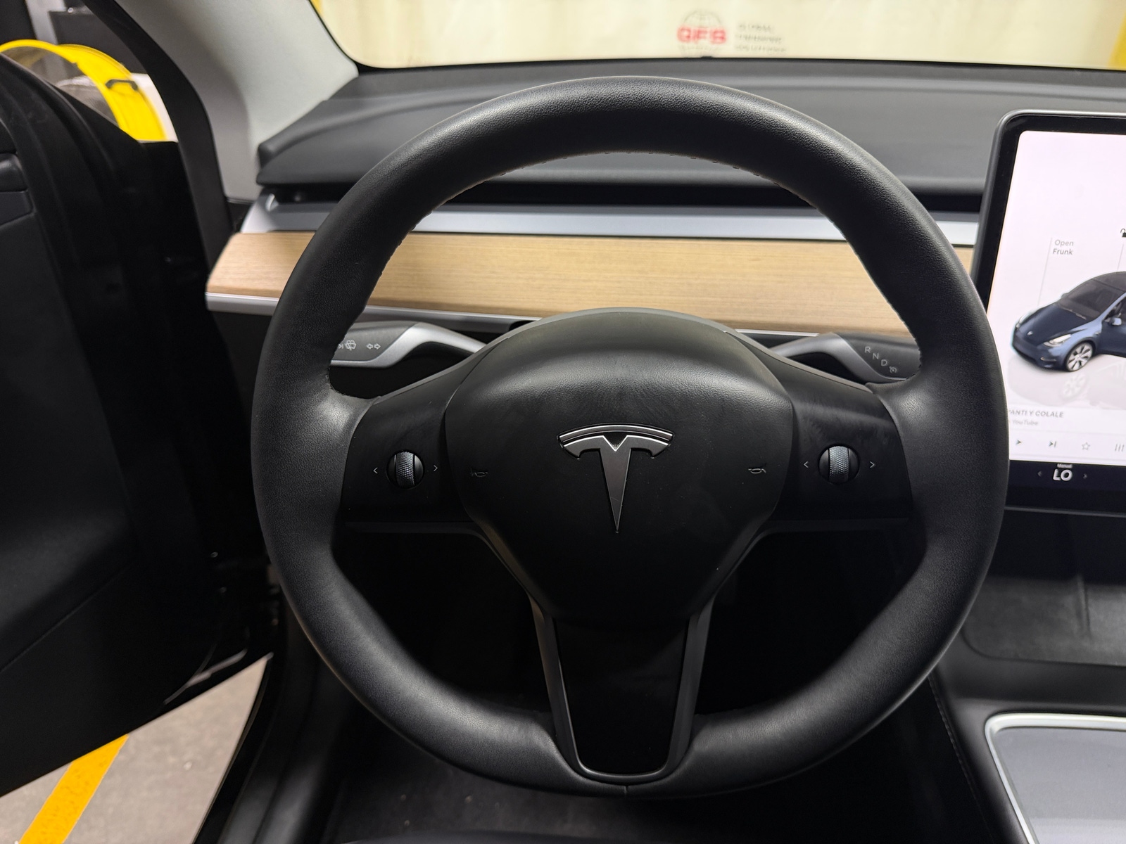 Thumbnail: 2024 Tesla Model Y - 4