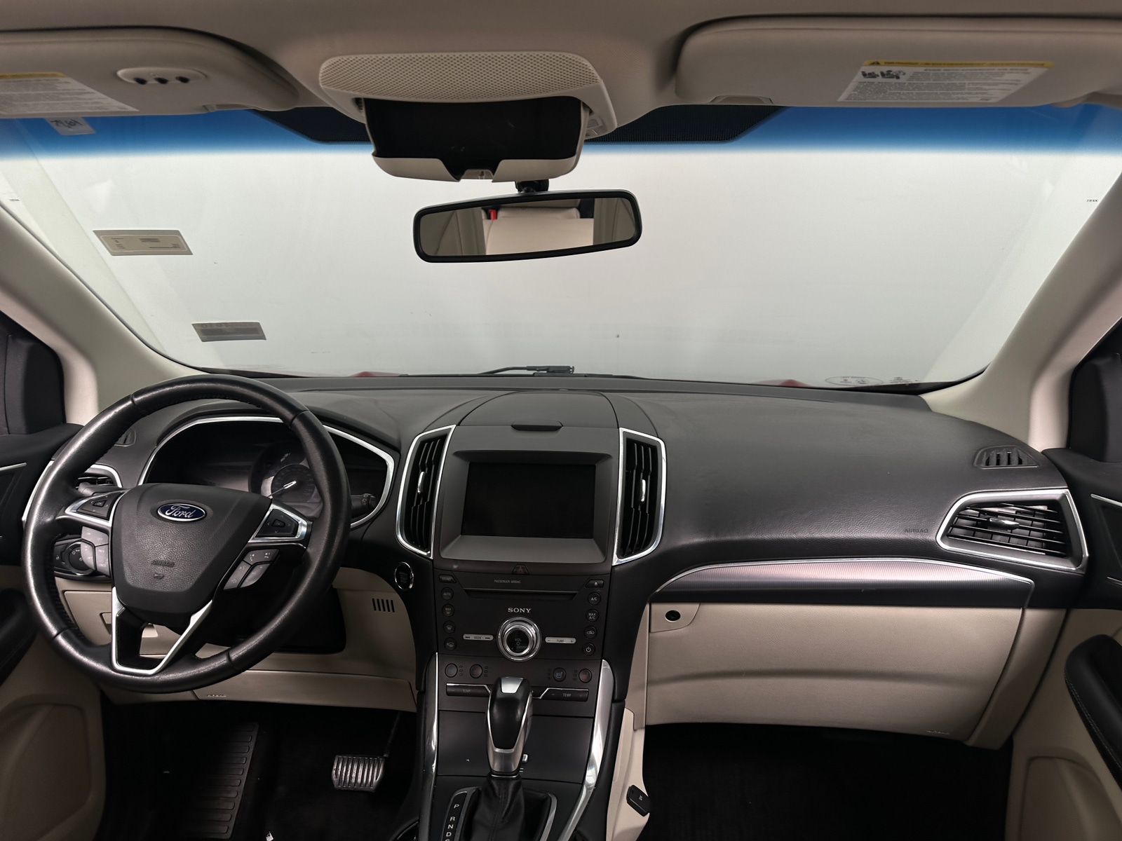 Thumbnail: 2017 Ford Edge - 2