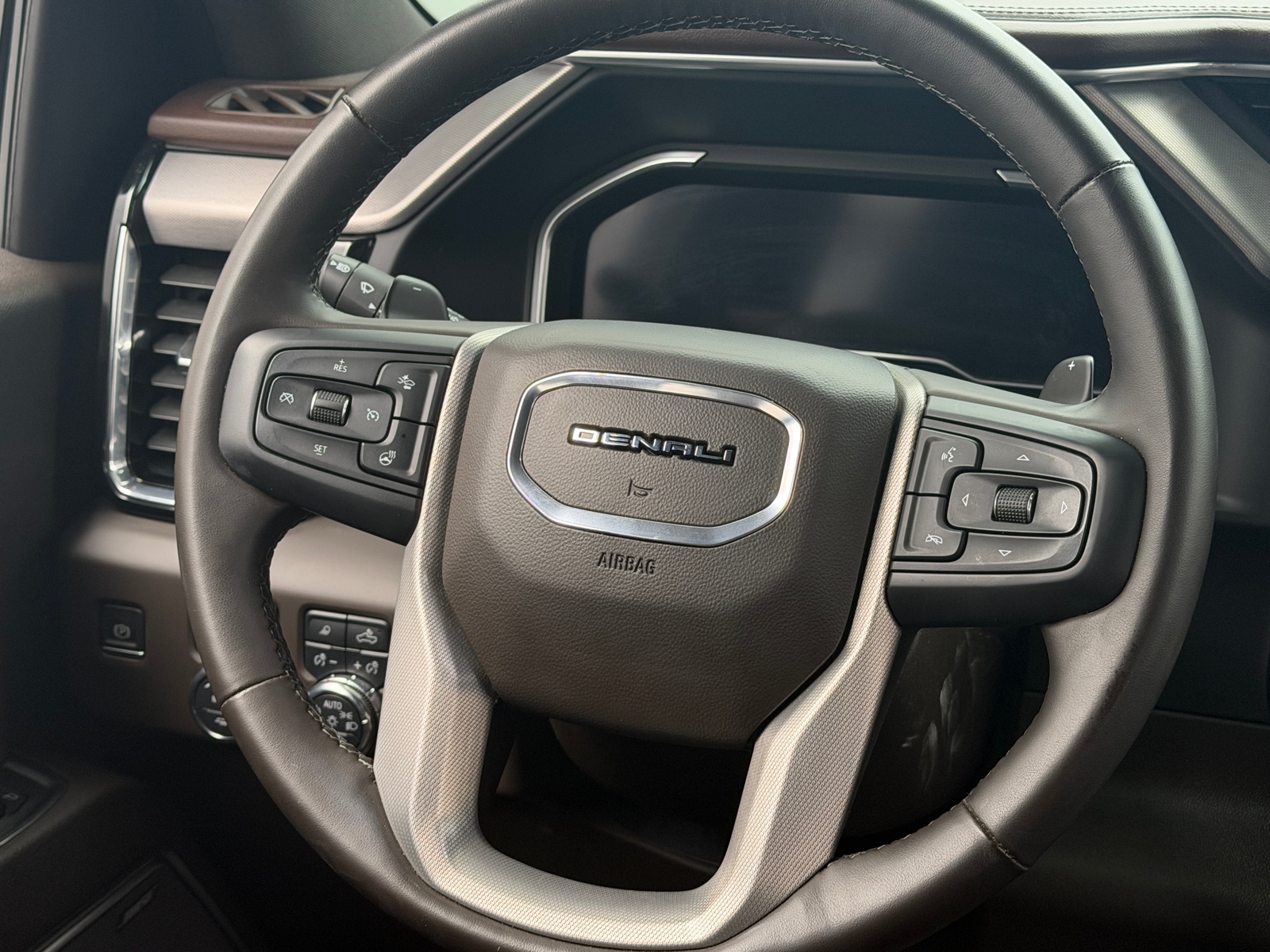 Thumbnail: 2023 GMC Sierra 1500 - 4