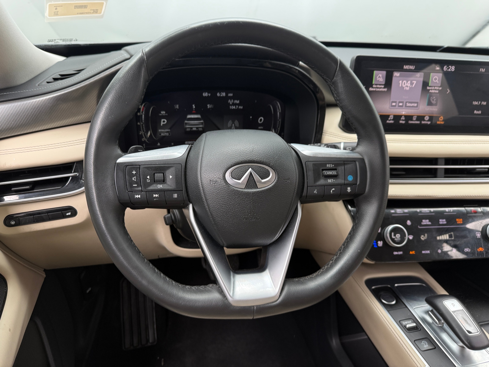 Thumbnail: 2023 INFINITI QX60 - 4