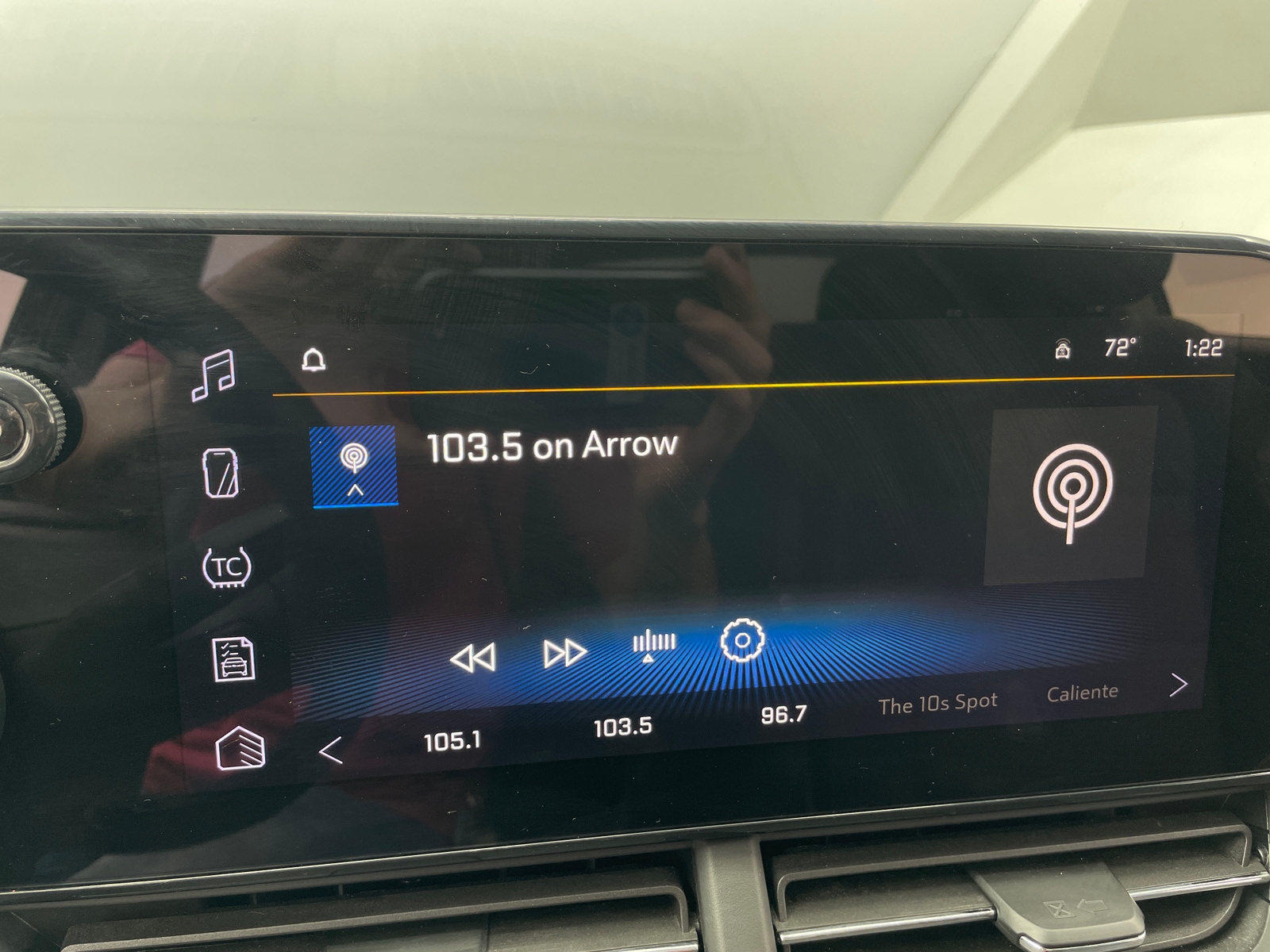 Thumbnail: 2025 Chevrolet Trax - 3