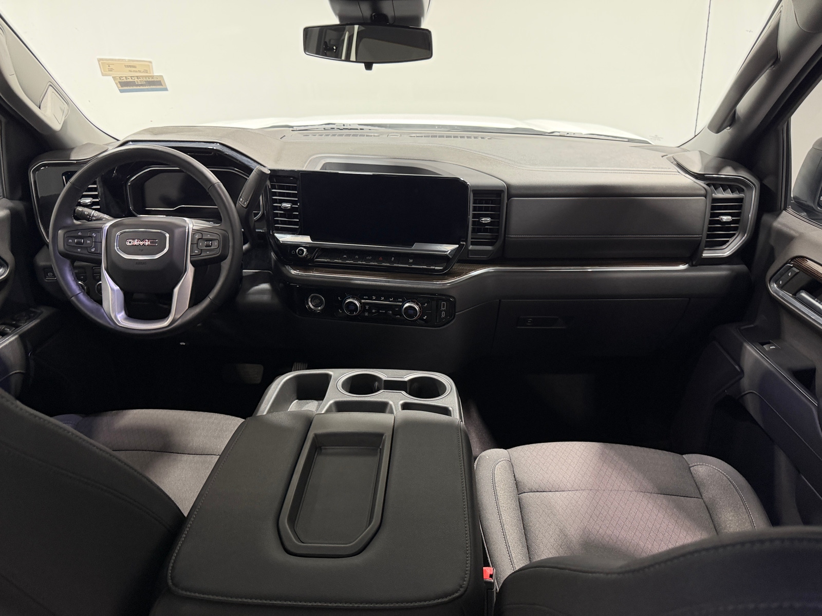 Thumbnail: 2024 GMC Sierra 1500 - 3