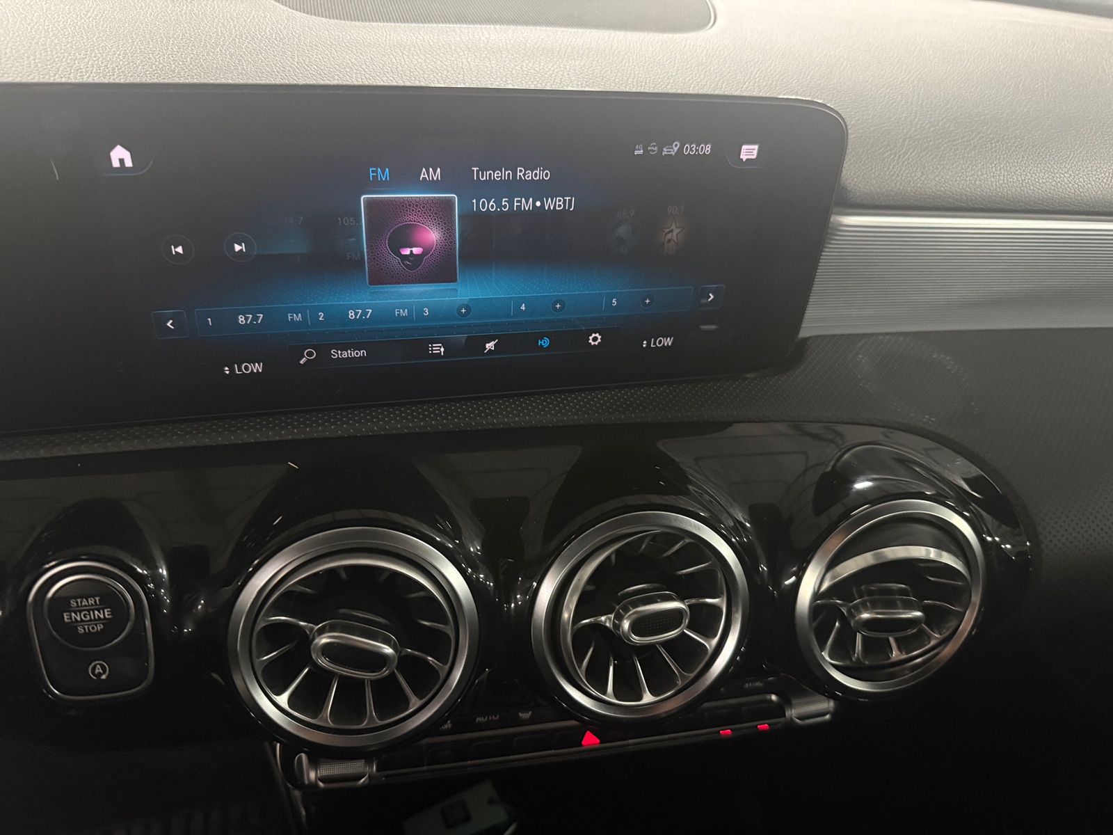 Thumbnail: 2021 Mercedes-Benz A-Class - 3