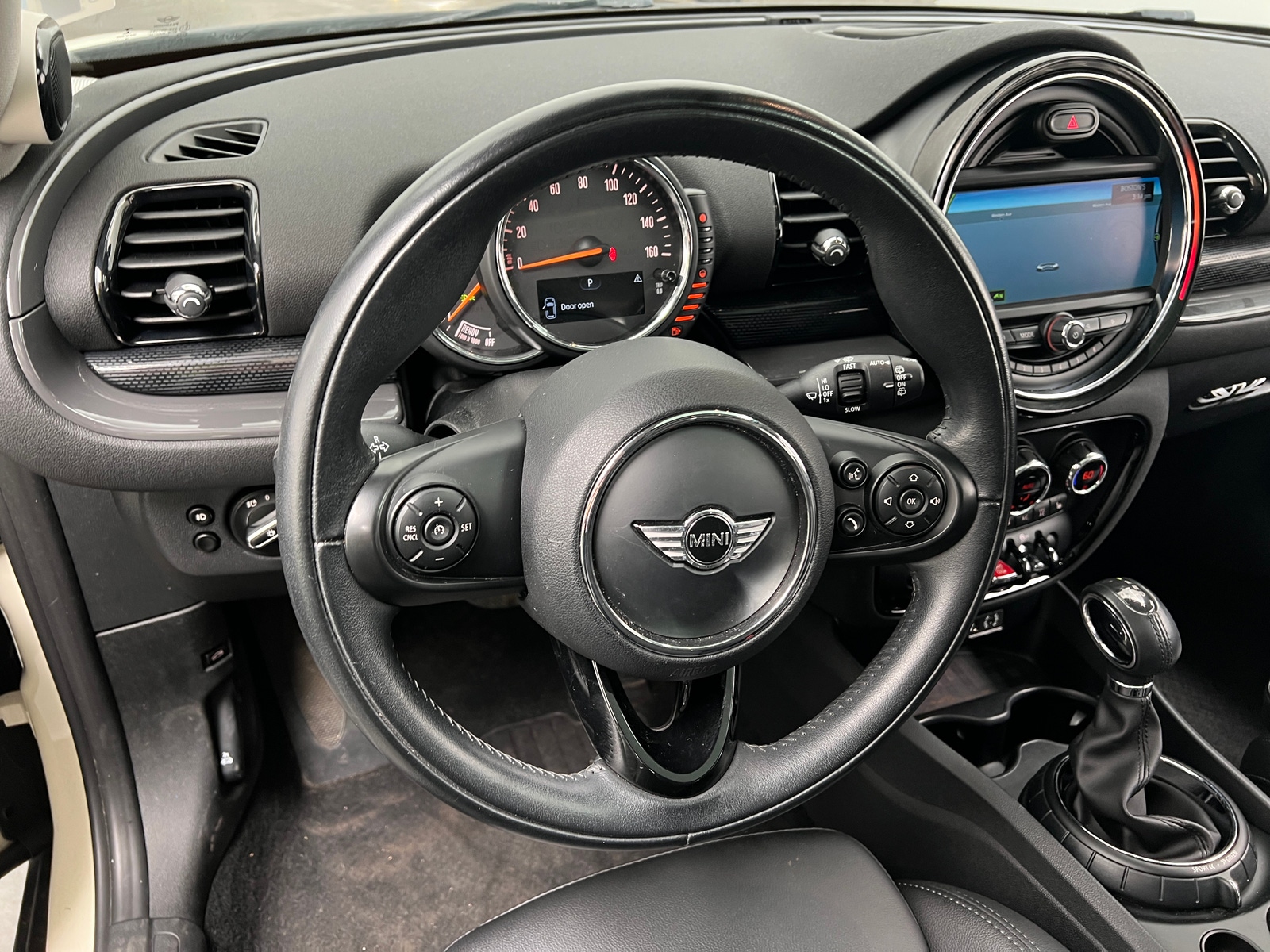 Thumbnail: 2017 MINI Cooper Clubman - 4