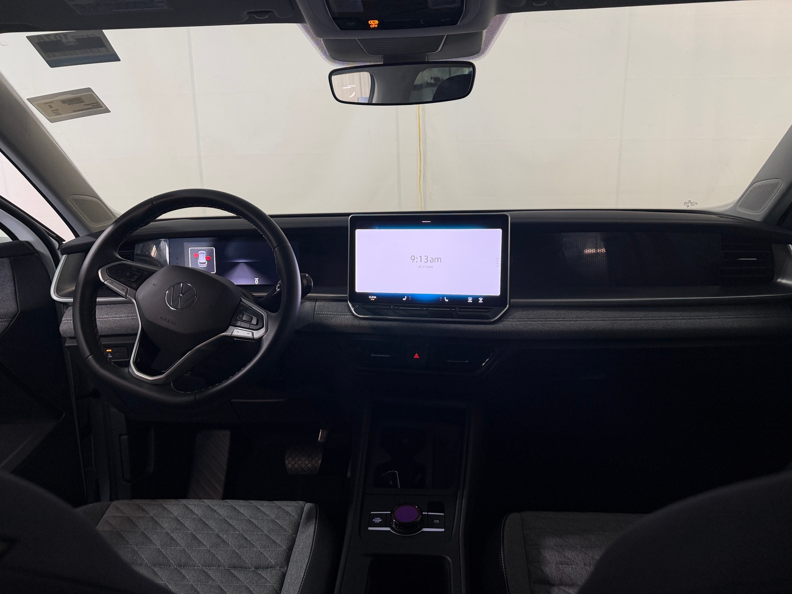 Thumbnail: 2025 Volkswagen Tiguan - 3