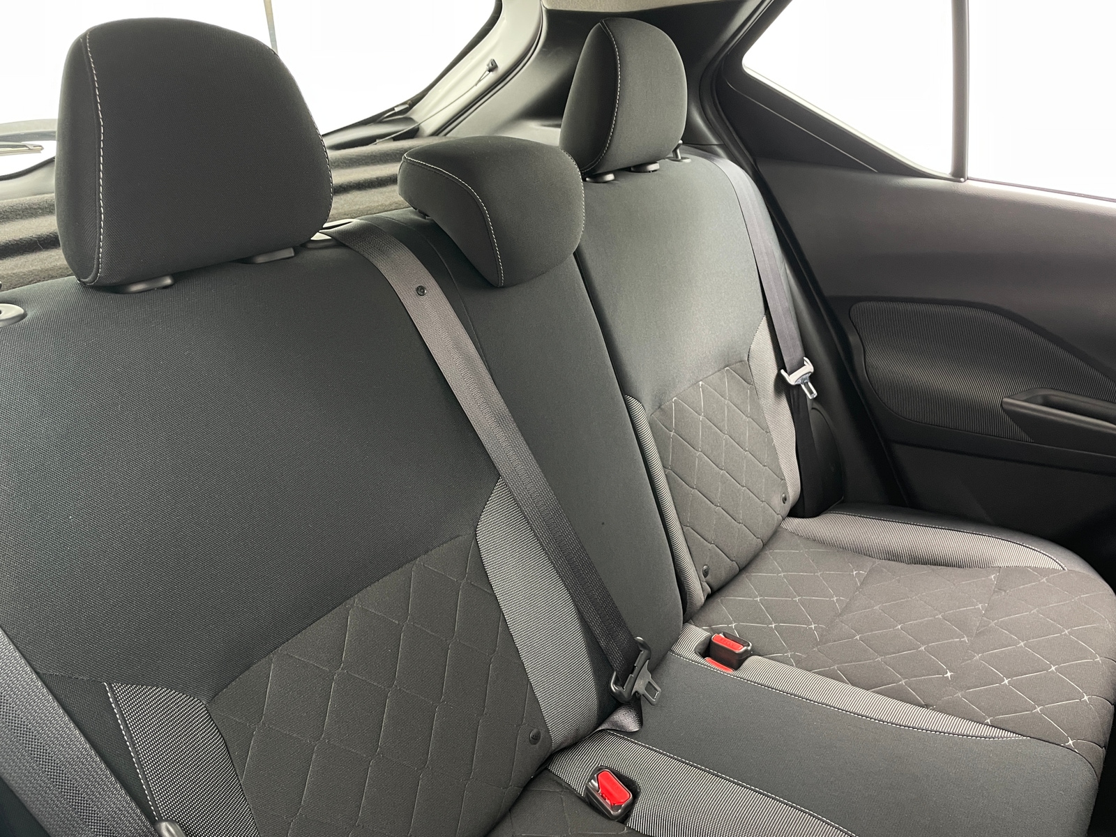 Thumbnail: 2018 Nissan Kicks - 6