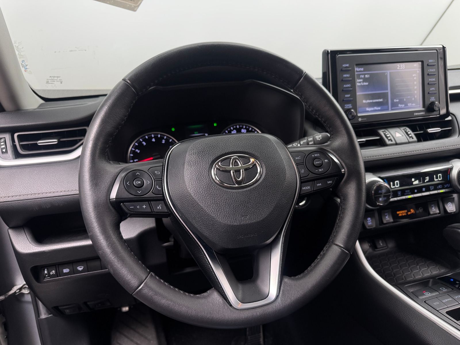 Thumbnail: 2021 Toyota RAV4 - 4