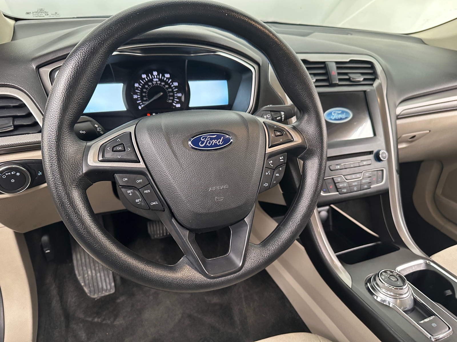 Thumbnail: 2017 Ford Fusion - 5
