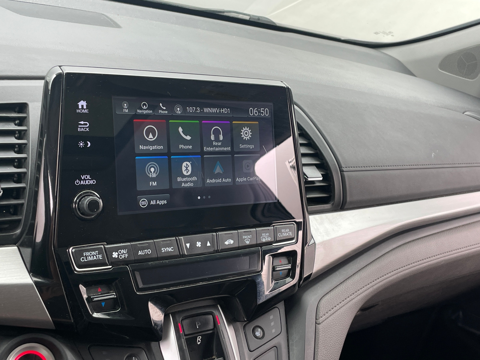 Thumbnail: 2018 Honda Odyssey - 3