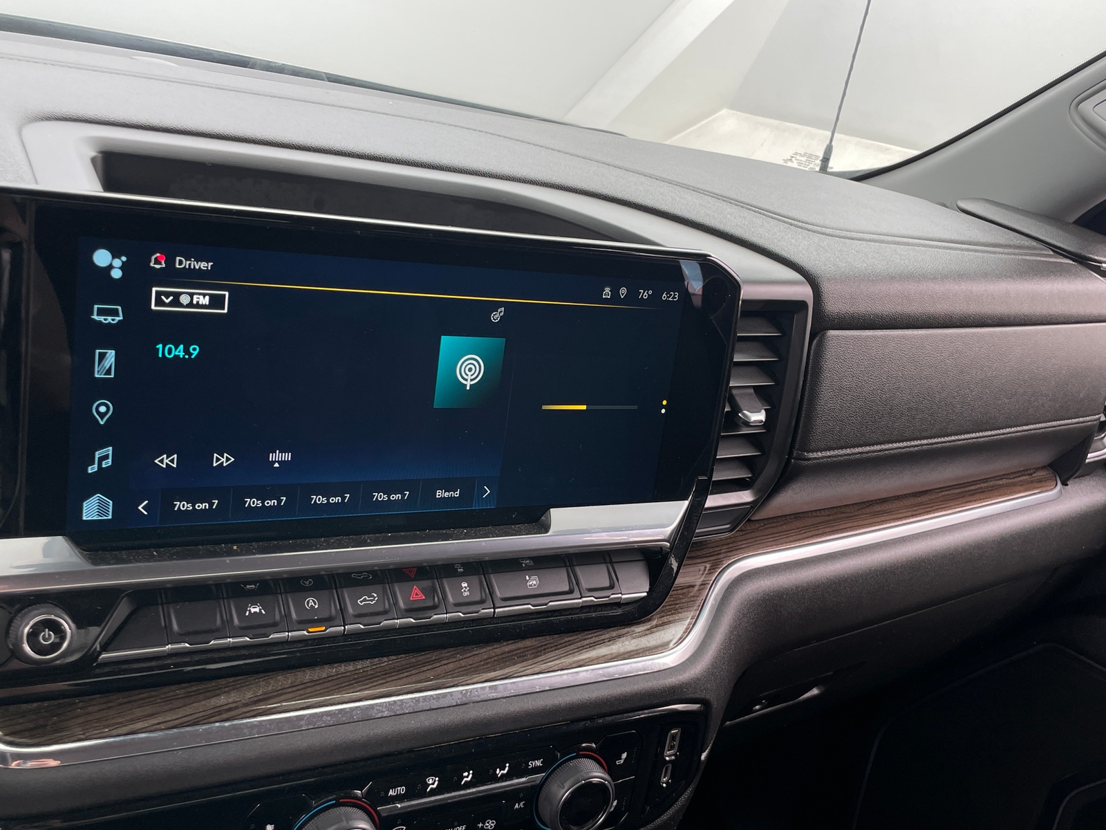 Thumbnail: 2023 Chevrolet Silverado 1500 - 4