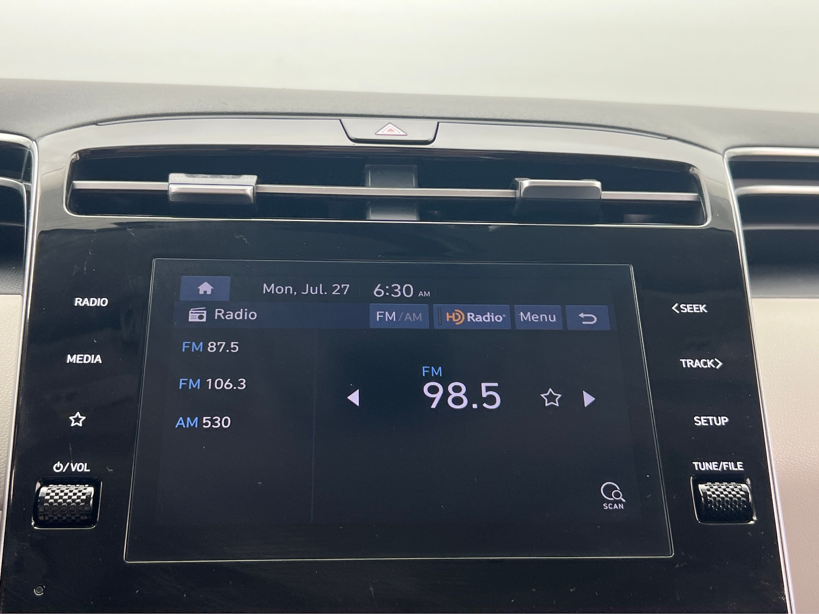 Thumbnail: 2023 Hyundai Tucson - 4