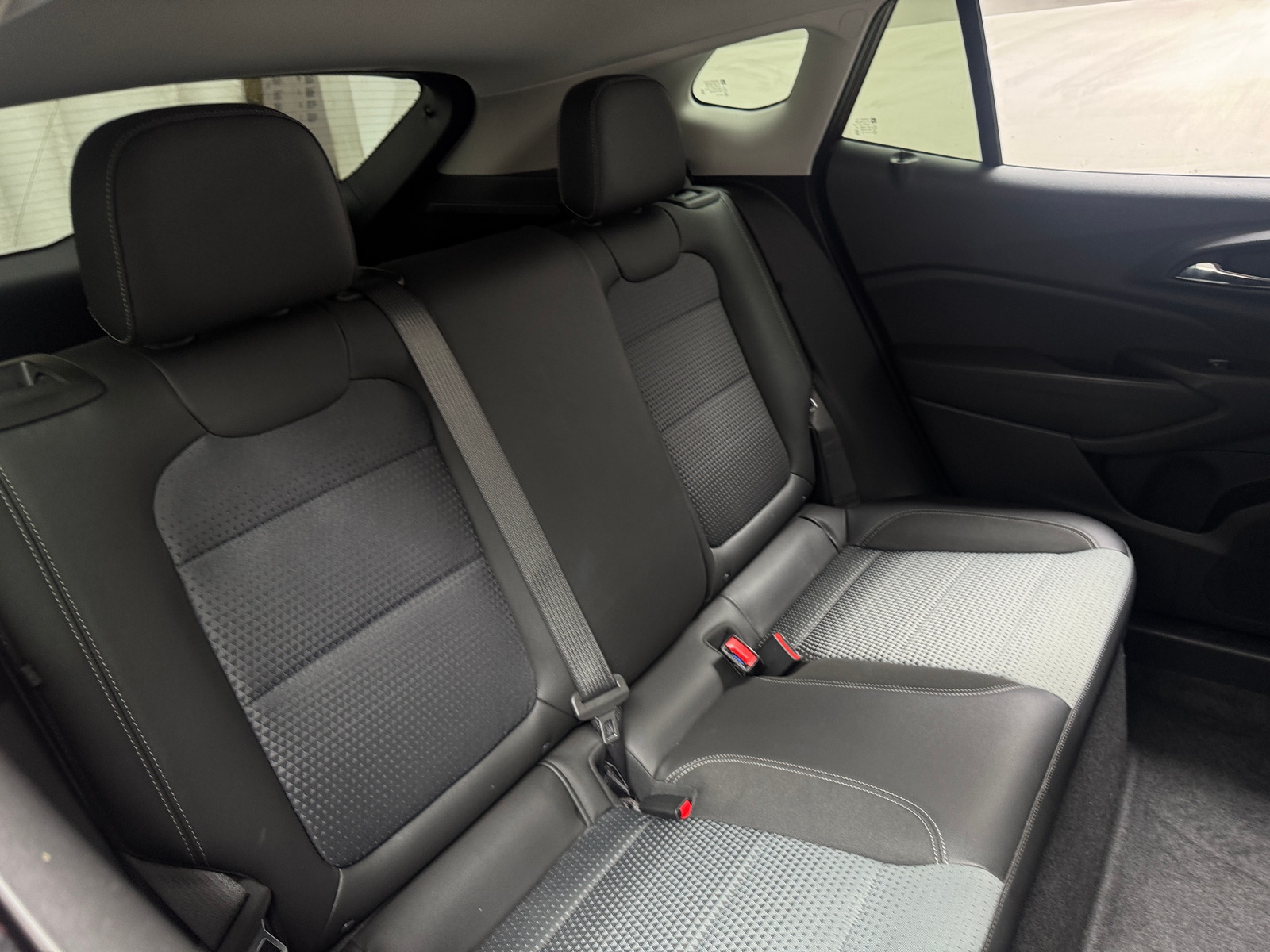 Thumbnail: 2025 Chevrolet Trax - 5