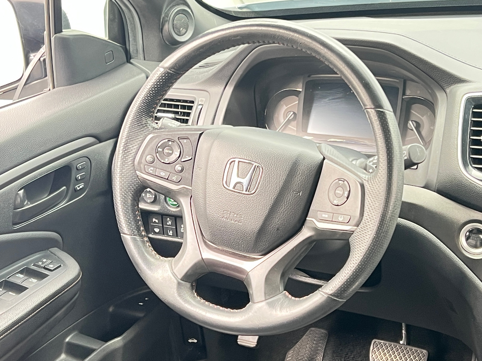 Thumbnail: 2023 Honda Passport - 4