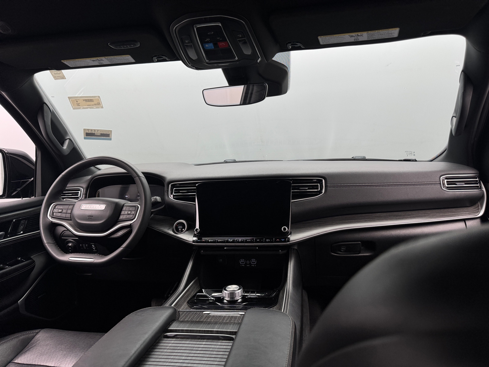 Thumbnail: 2024 Jeep Wagoneer - 2
