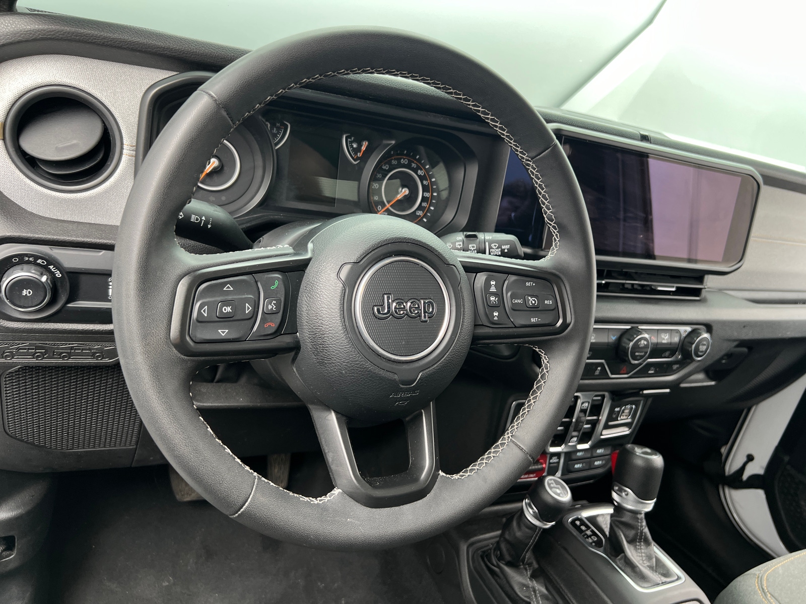 Thumbnail: 2025 Jeep Wrangler - 5