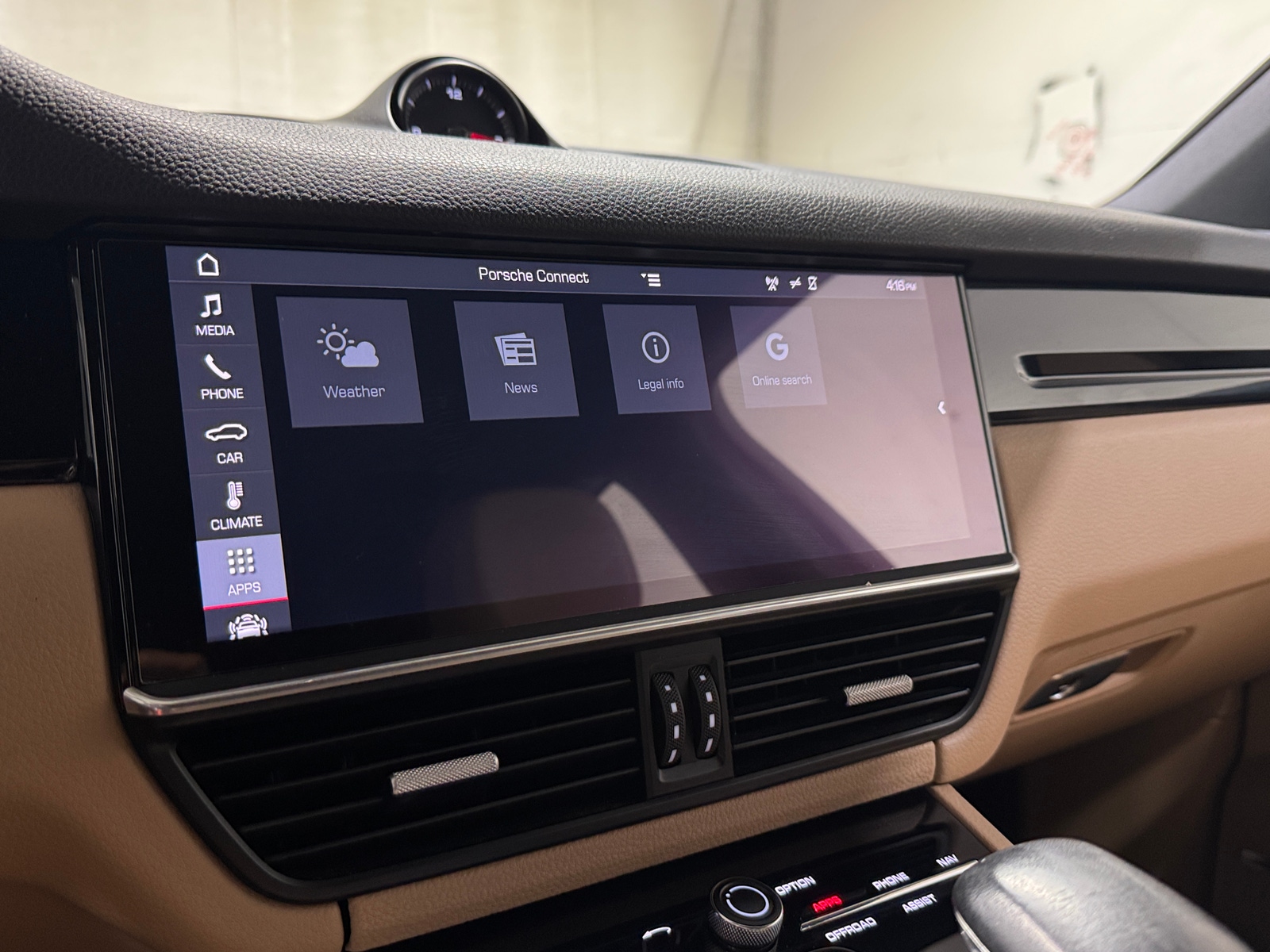 Thumbnail: 2019 Porsche Cayenne - 3