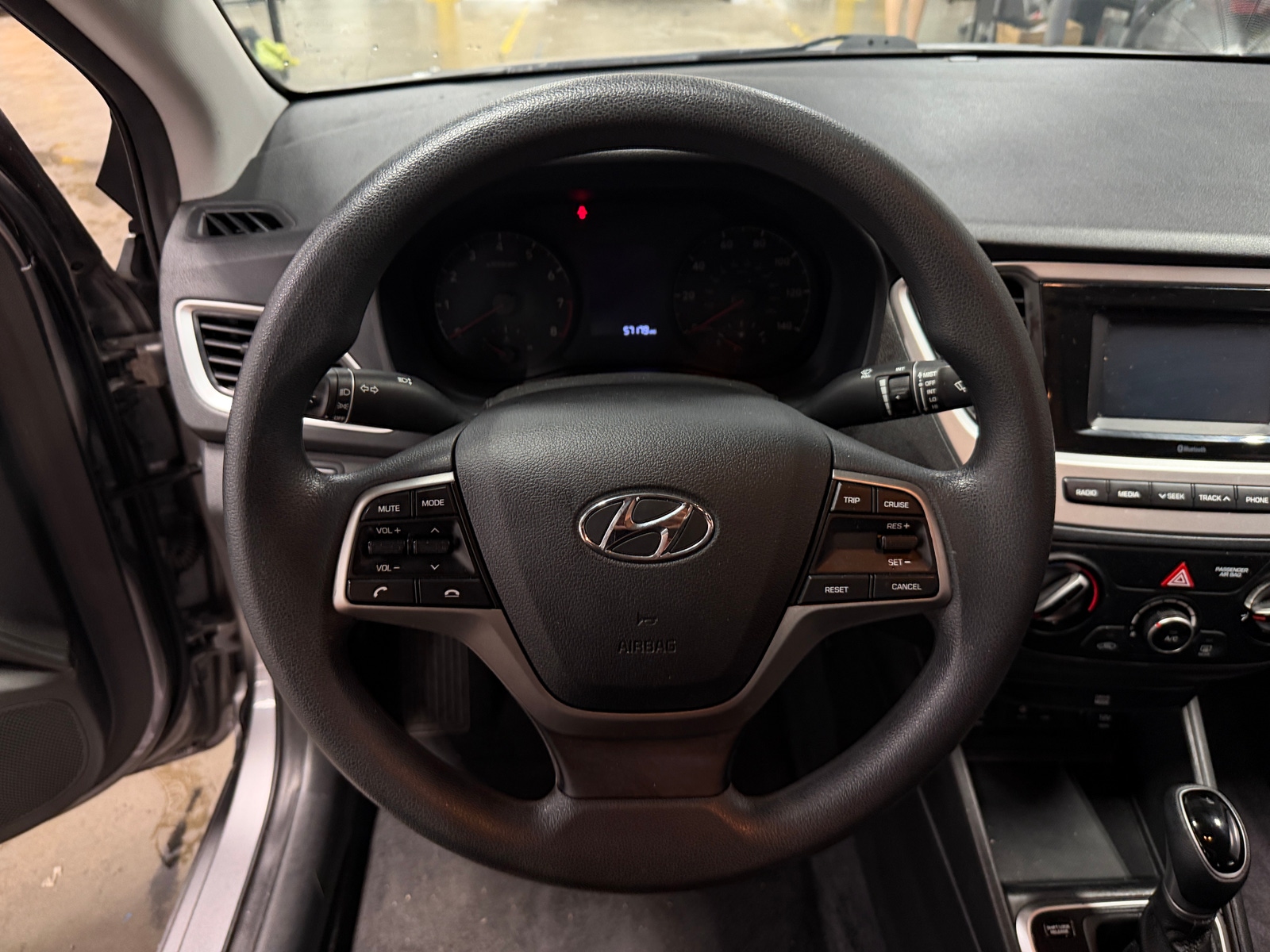 Thumbnail: 2022 Hyundai Accent - 5